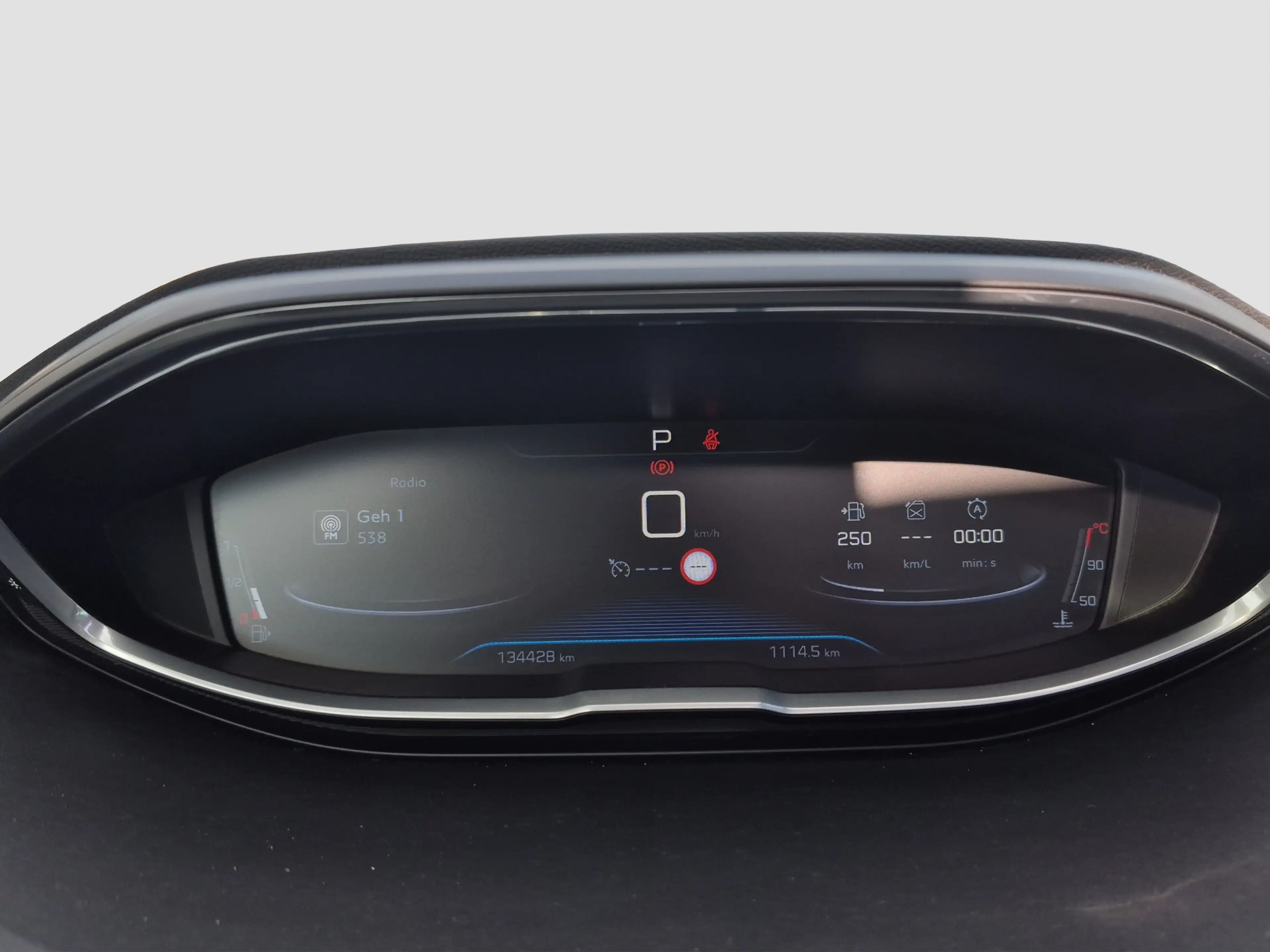 Peugeot 5008 1.2 PureTech Allure Panoramadak | Camera | Parkeer — photo 10