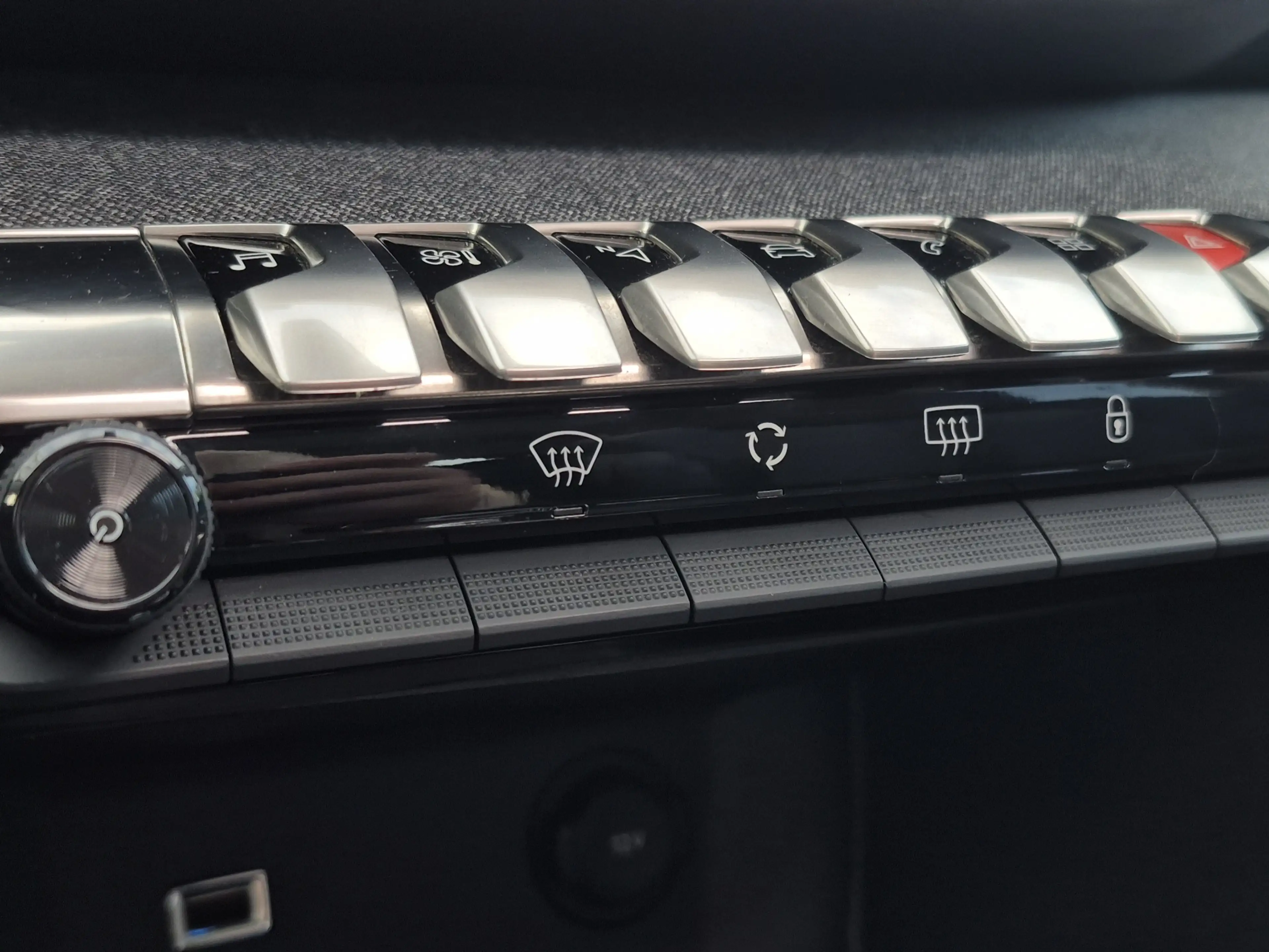 Peugeot 5008 1.2 PureTech Allure Panoramadak | Camera | Parkeer — photo 24