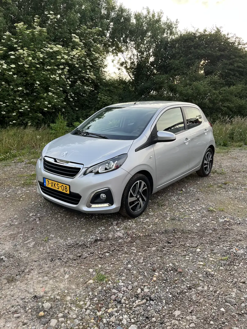 Peugeot 108 1.2 VTi Allure Šedá - 1