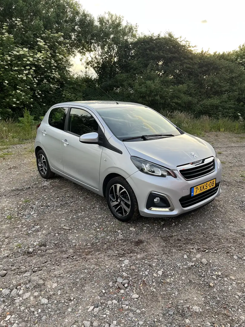 Peugeot 108 1.2 VTi Allure Šedá - 2
