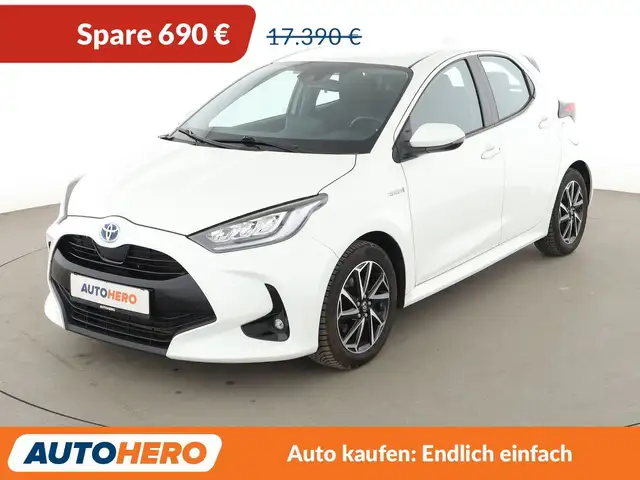 2021 Toyota Yaris in White for sale