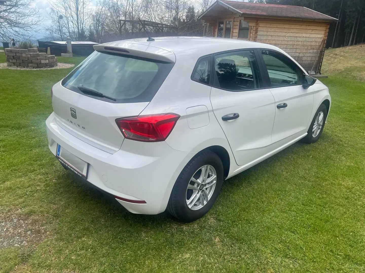 SEAT Ibiza Ibiza 1,0 Reference Reference Weiß - 2