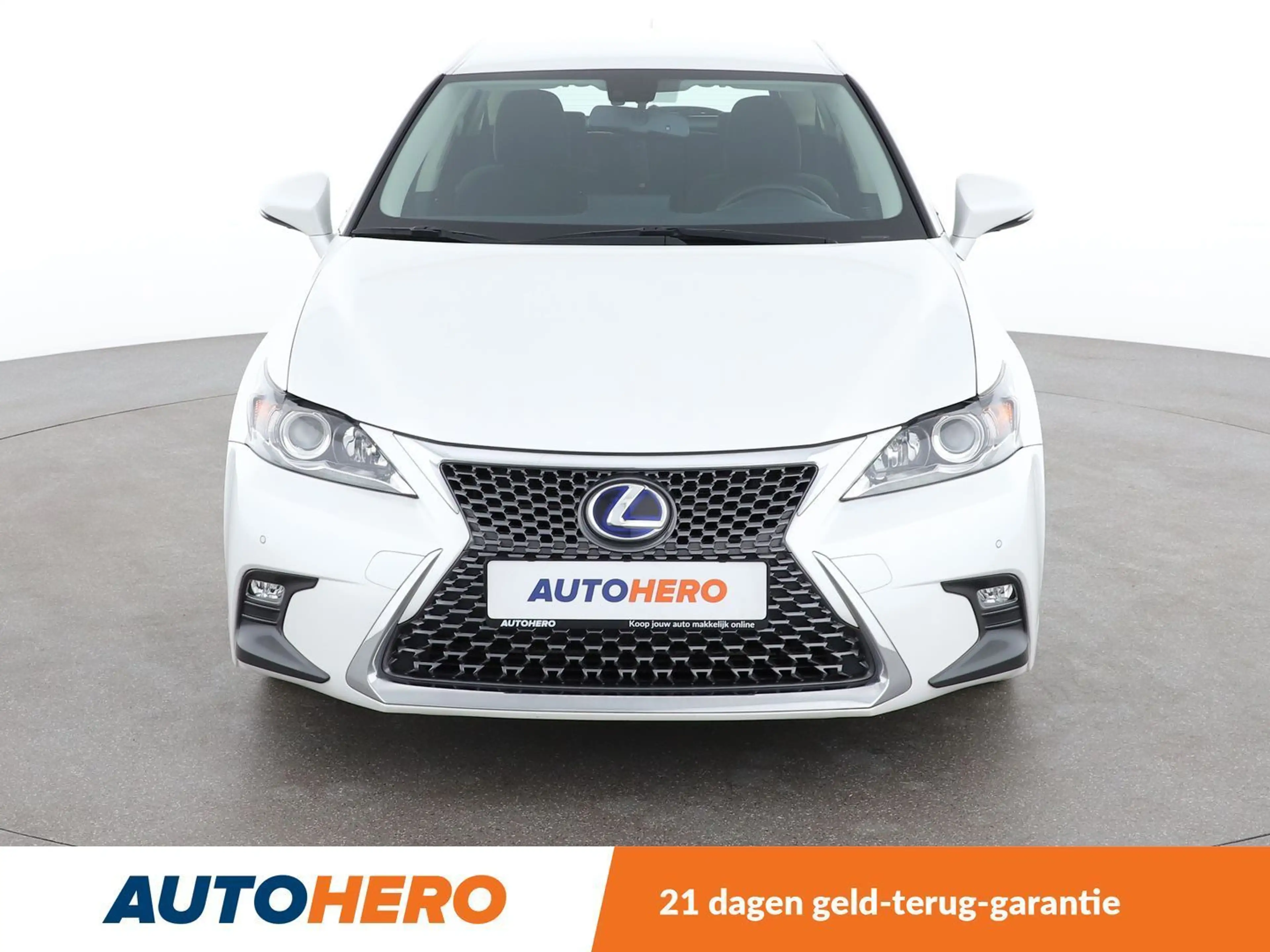 Lexus CT 200h CT 200h Drive — photo 9