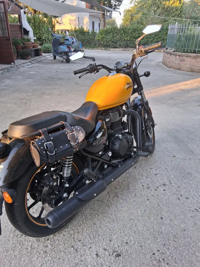 Royal Enfield Meteor 350 firebol Giallo - 1