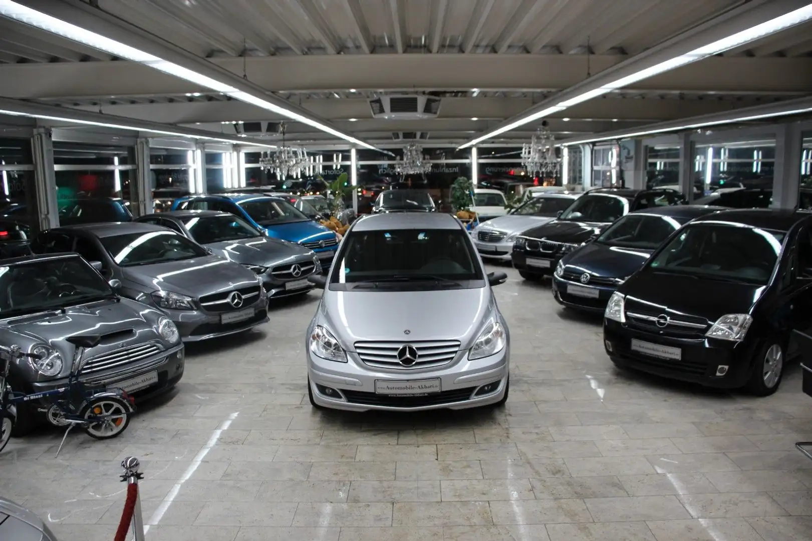 Mercedes-Benz B 170 *AHK* Silber - 1