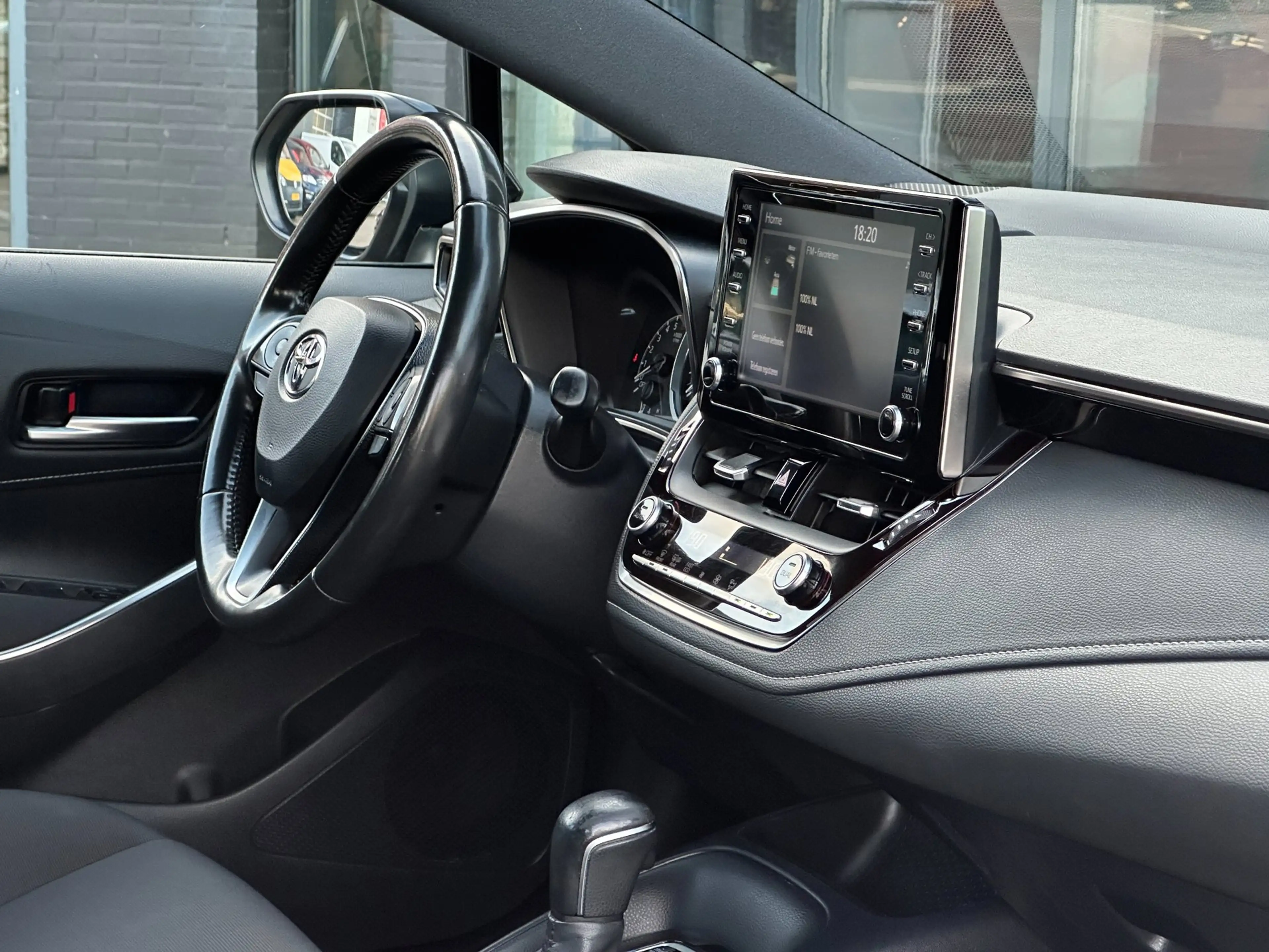 Toyota Corolla Touring Sports 1.8 Hybrid Active/CAMERA/NAVI/NETTE — photo 13