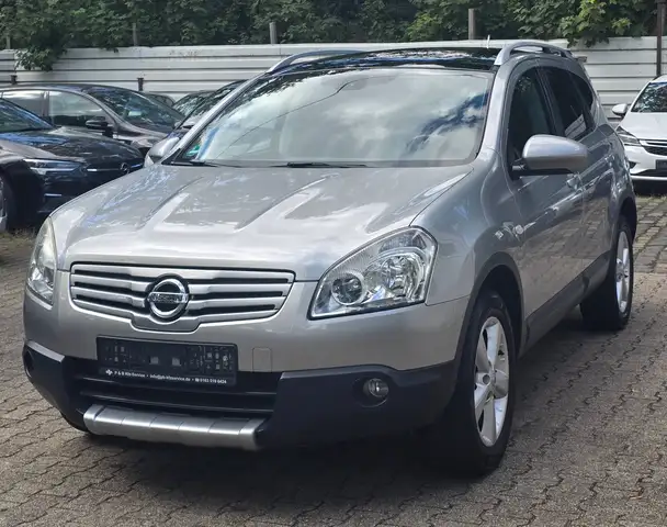 Nissan Qashqai+2 Acenta,7-Sitzer, Erste Hand, Panoramadach.