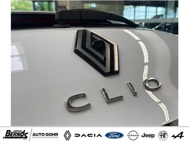 Renault Clio view 7