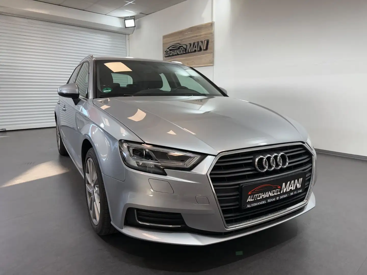 Audi A3 Sportback design/PDC/LED/Navi/Tempomat Argent - 1