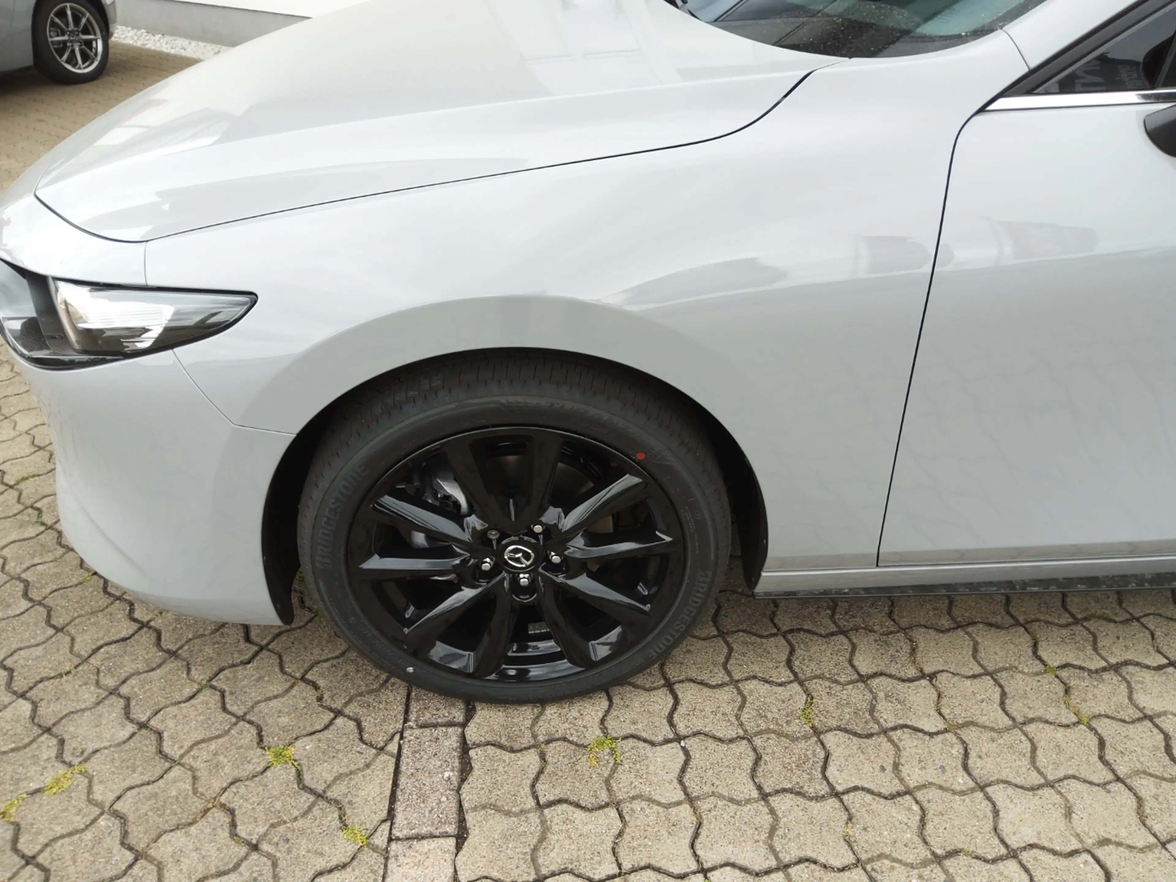 Mazda 3 2.5L e-SKYACTIV G 140ps Homura, sofort, 2027 — photo 9