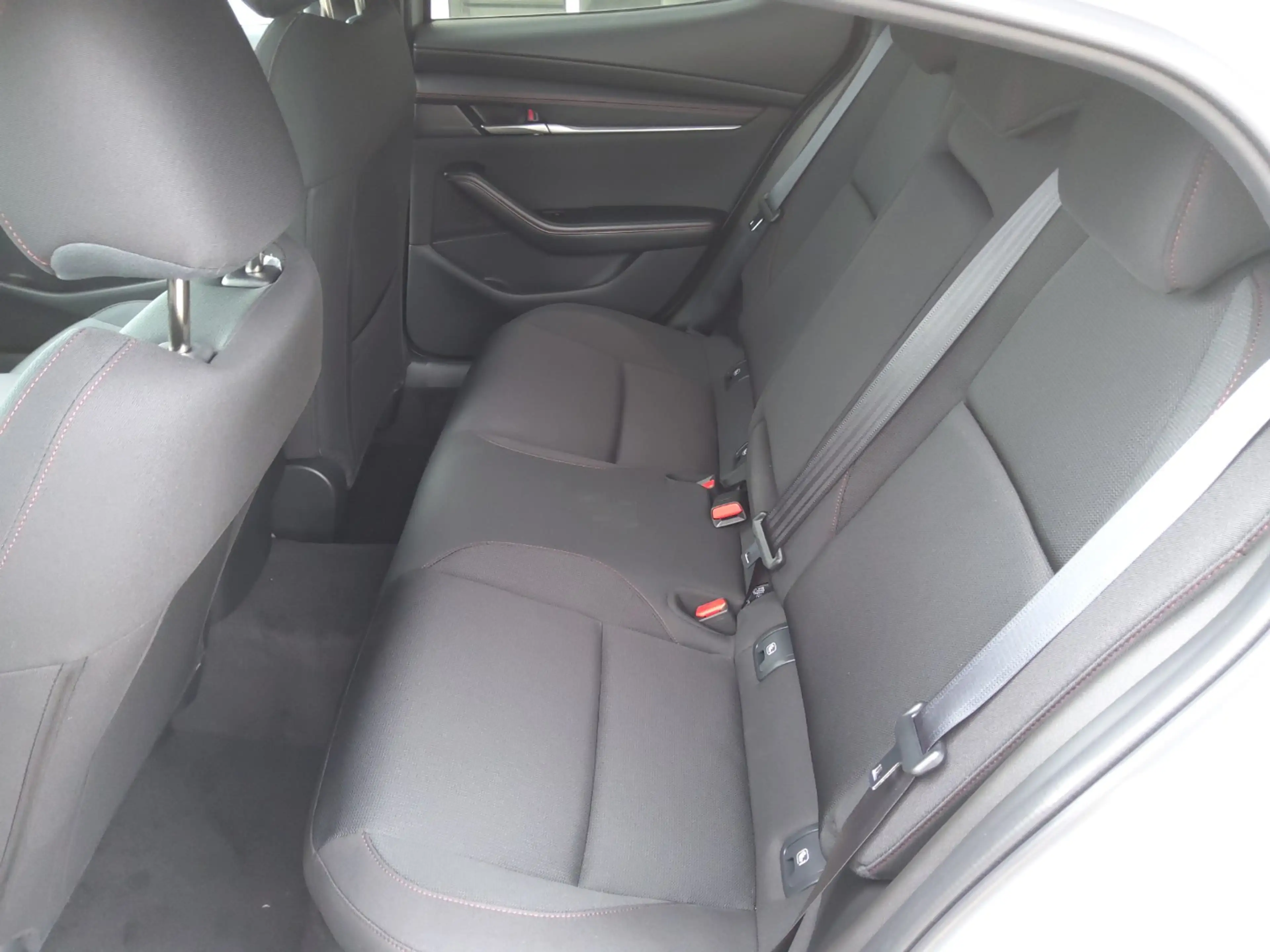 Mazda 3 2.5L e-SKYACTIV G 140ps Homura, sofort, 2027 — photo 11
