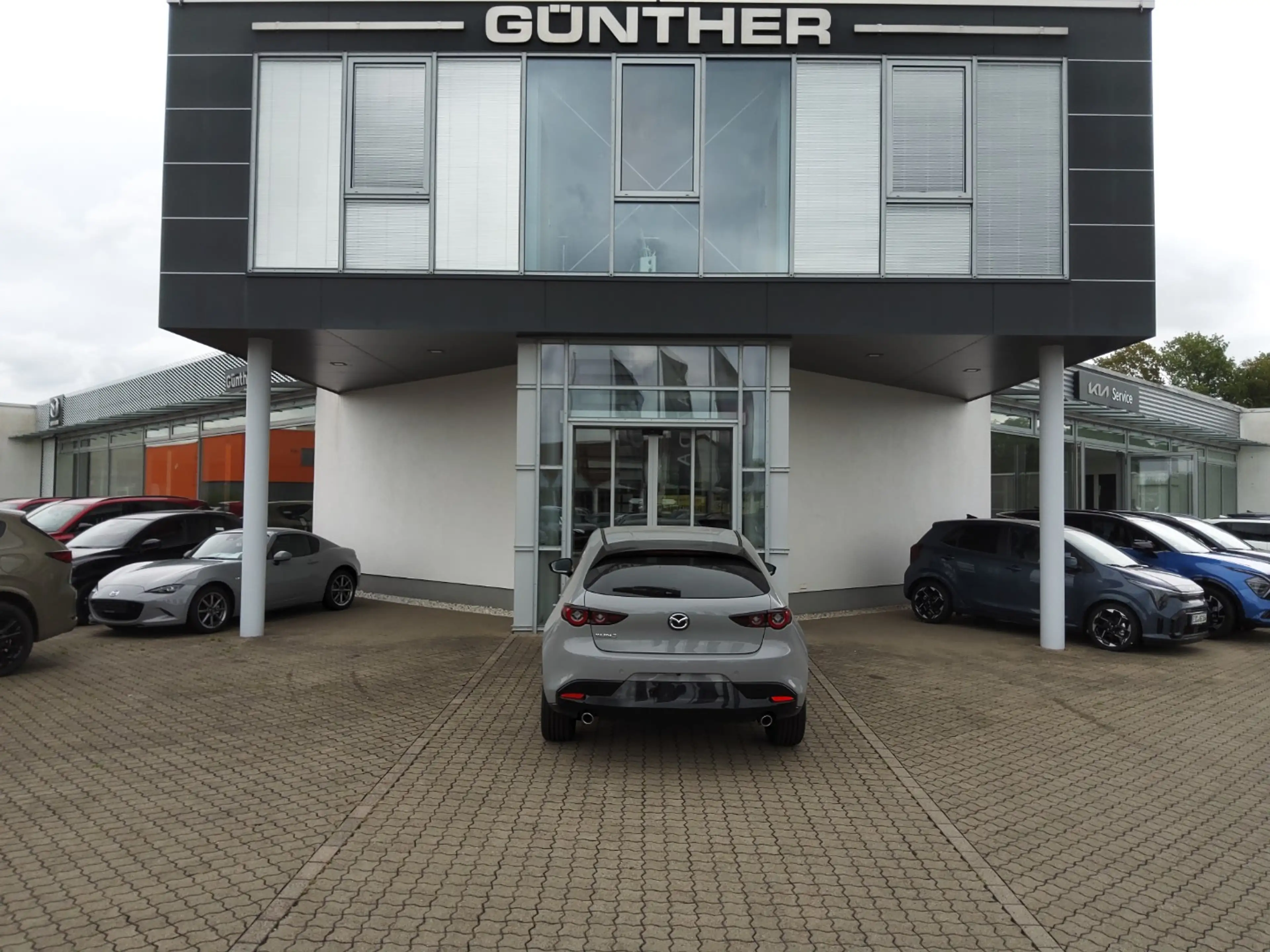 Mazda 3 2.5L e-SKYACTIV G 140ps Homura, sofort, 2027 — photo 3