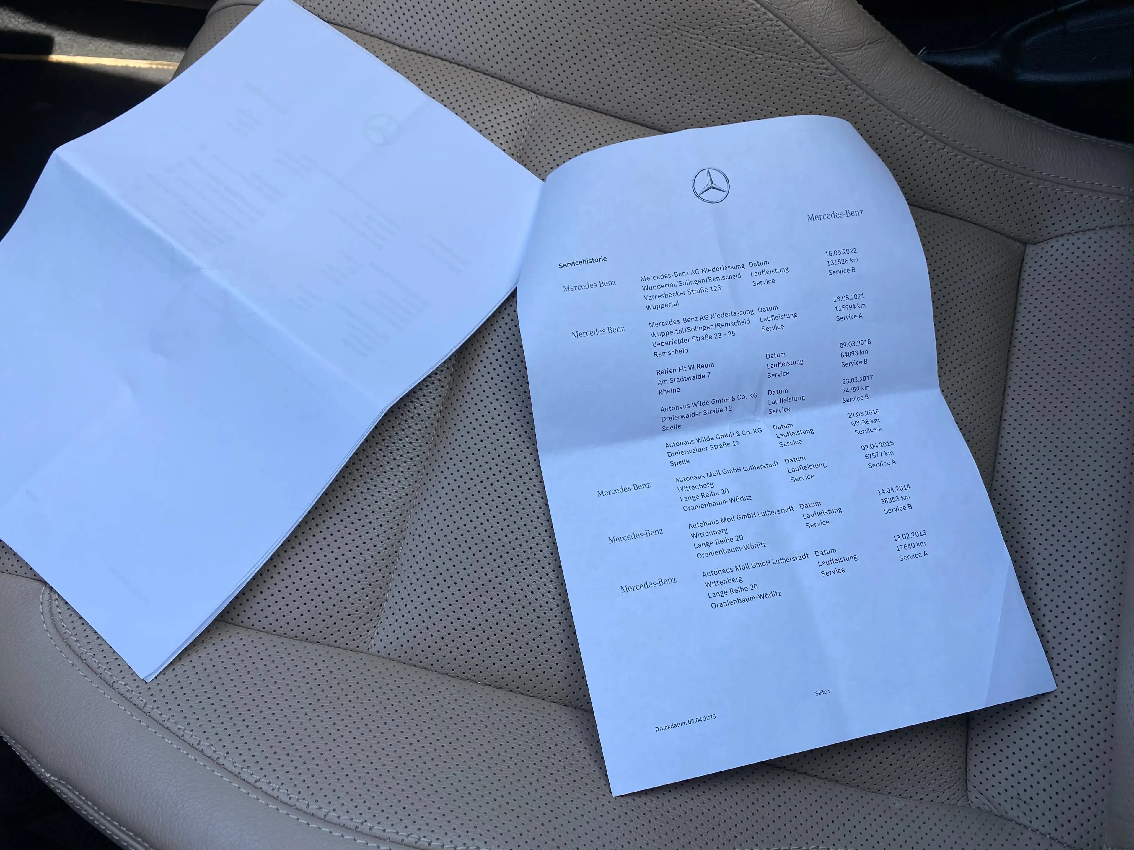 Mercedes-Benz E 250 E 250 CGI 7G-Tronic Cabriolet Navi Xenon Airscarf Sitzbelüftung Einparkhilfe Kamera — photo 37