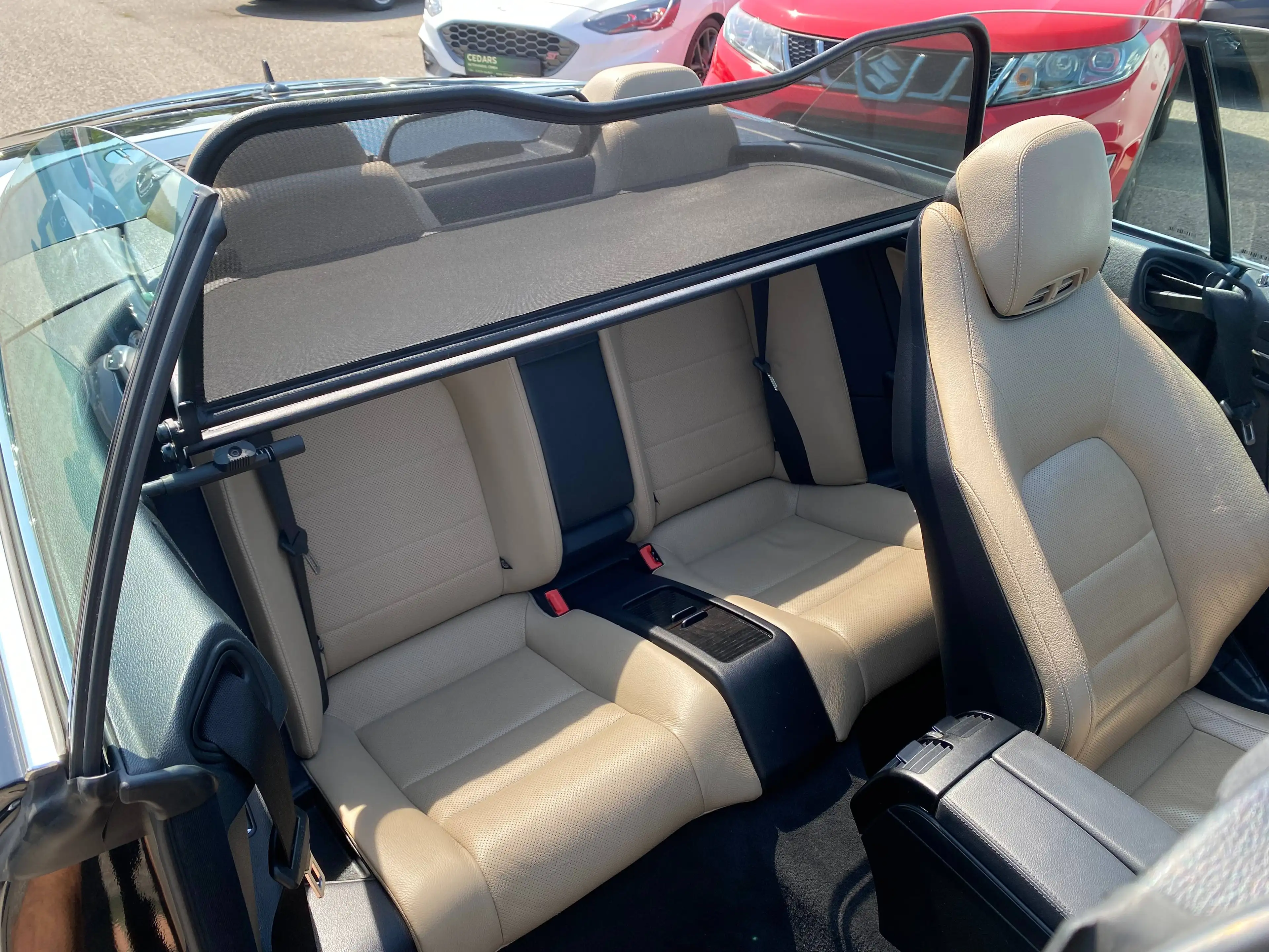 Mercedes-Benz E 250 E 250 CGI 7G-Tronic Cabriolet Navi Xenon Airscarf Sitzbelüftung Einparkhilfe Kamera — photo 18