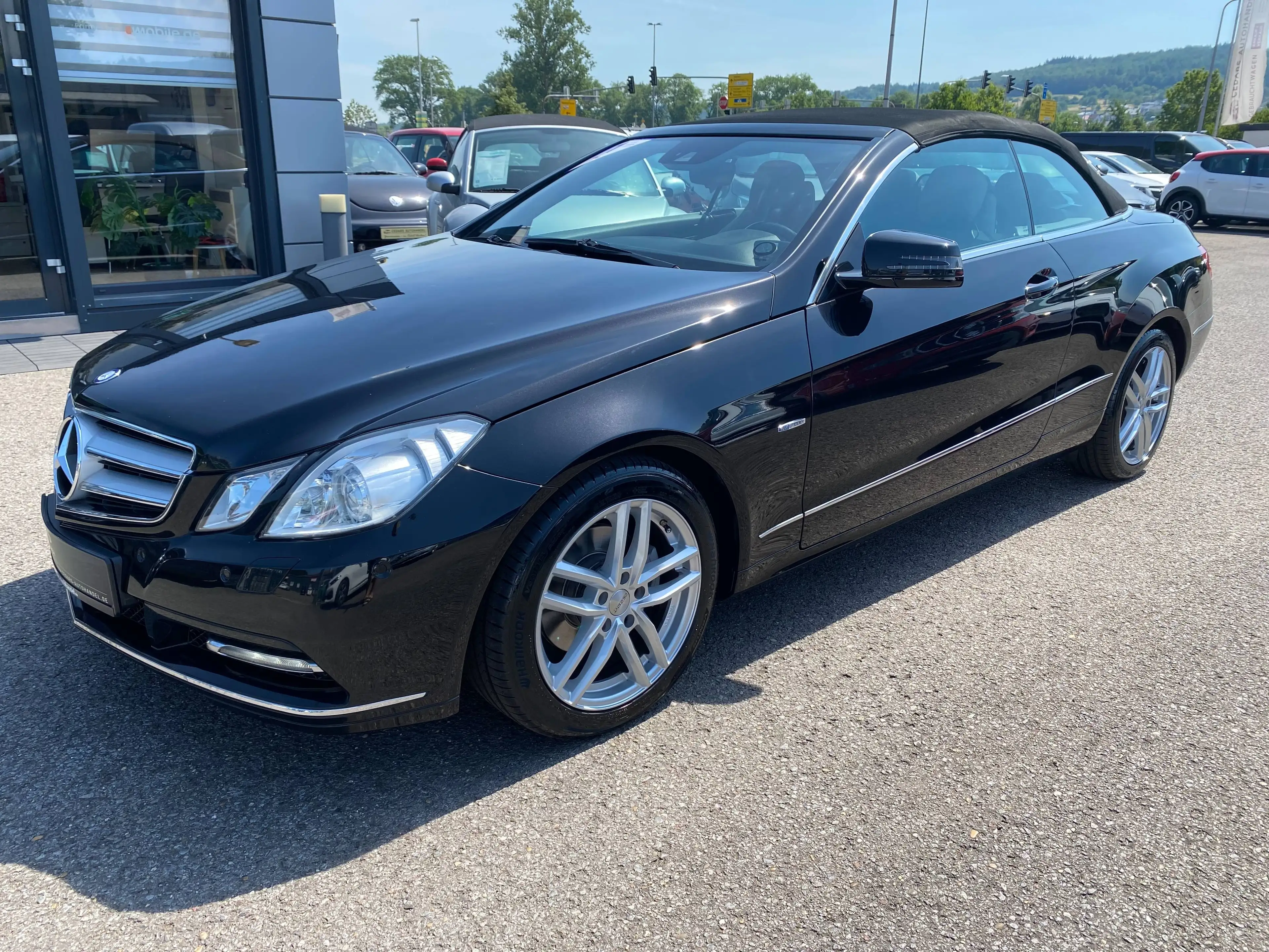 Mercedes-Benz E 250 E 250 CGI 7G-Tronic Cabriolet Navi Xenon Airscarf Sitzbelüftung Einparkhilfe Kamera — photo 3