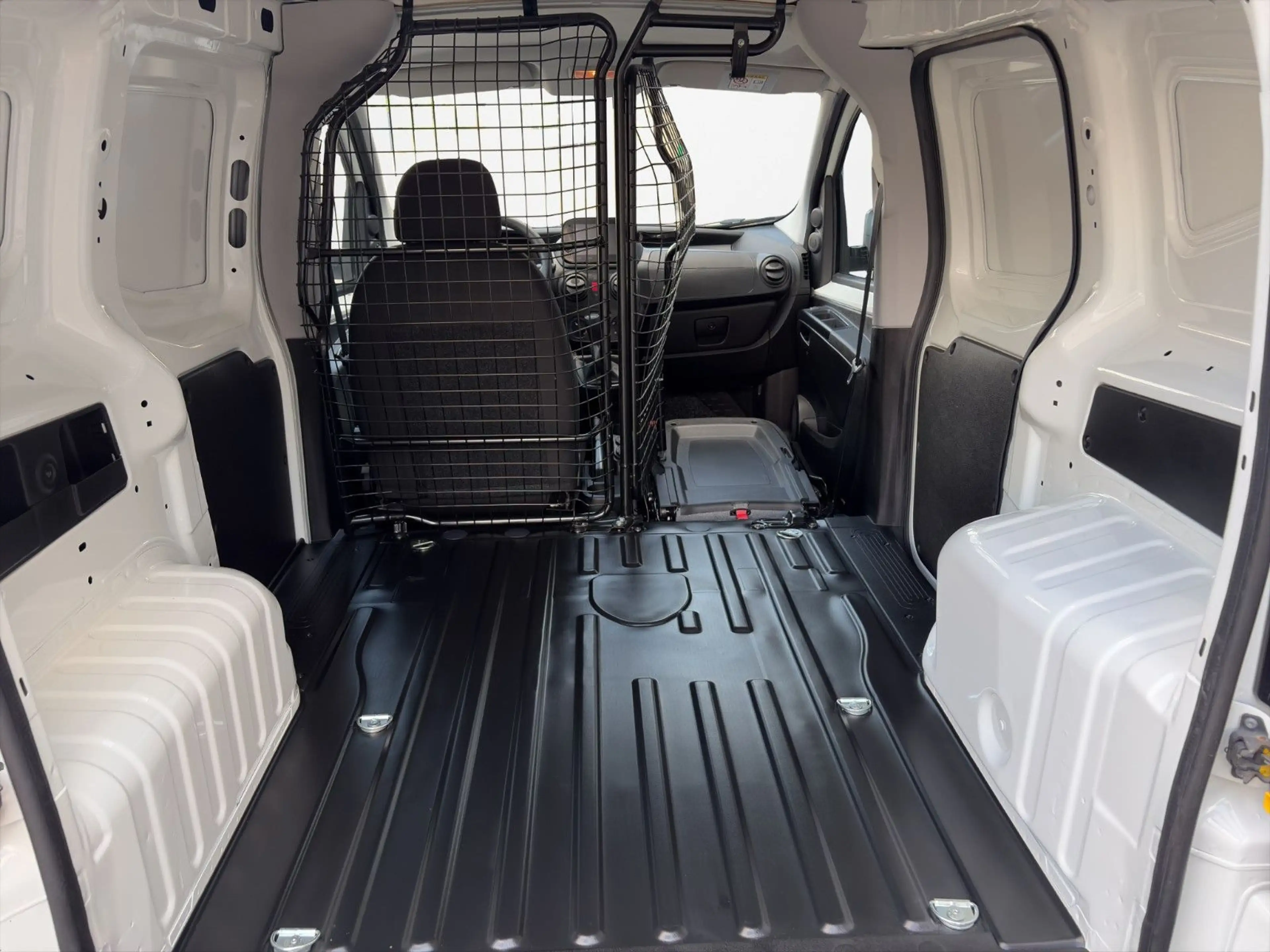 Fiat Fiorino Kasten 1,3 SX Beifahrersitz umklappbar — photo 10