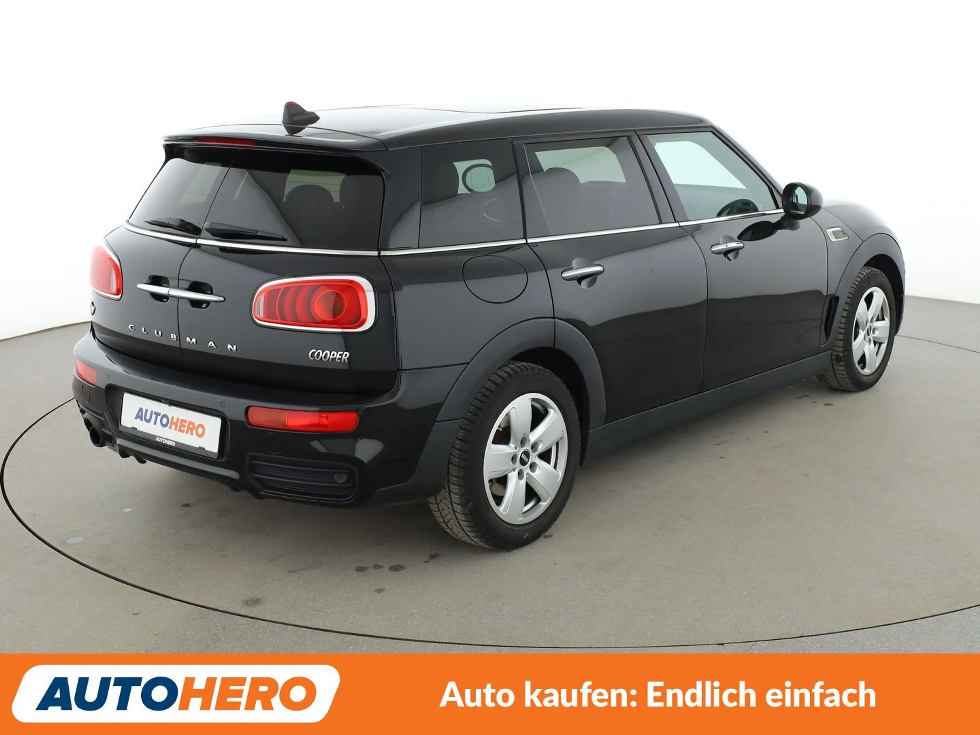 MINI Cooper Clubman Cooper Aut.*NAVI*PDC*SHZ*TEMPO*KLIMA*PANO* — photo 6