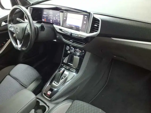 Opel Grandland view 9