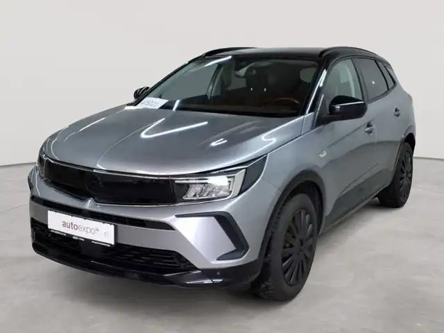 Opel Grandland view 2