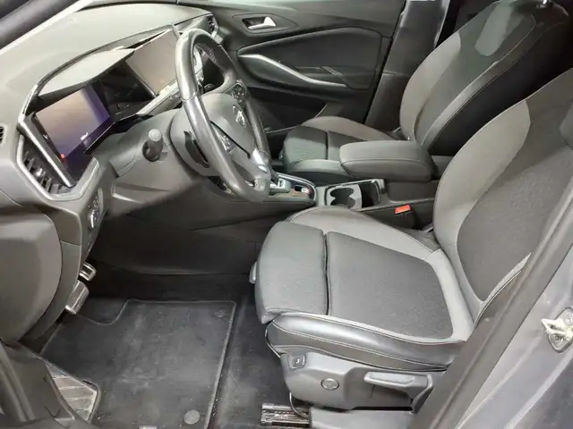 Opel Grandland view 7