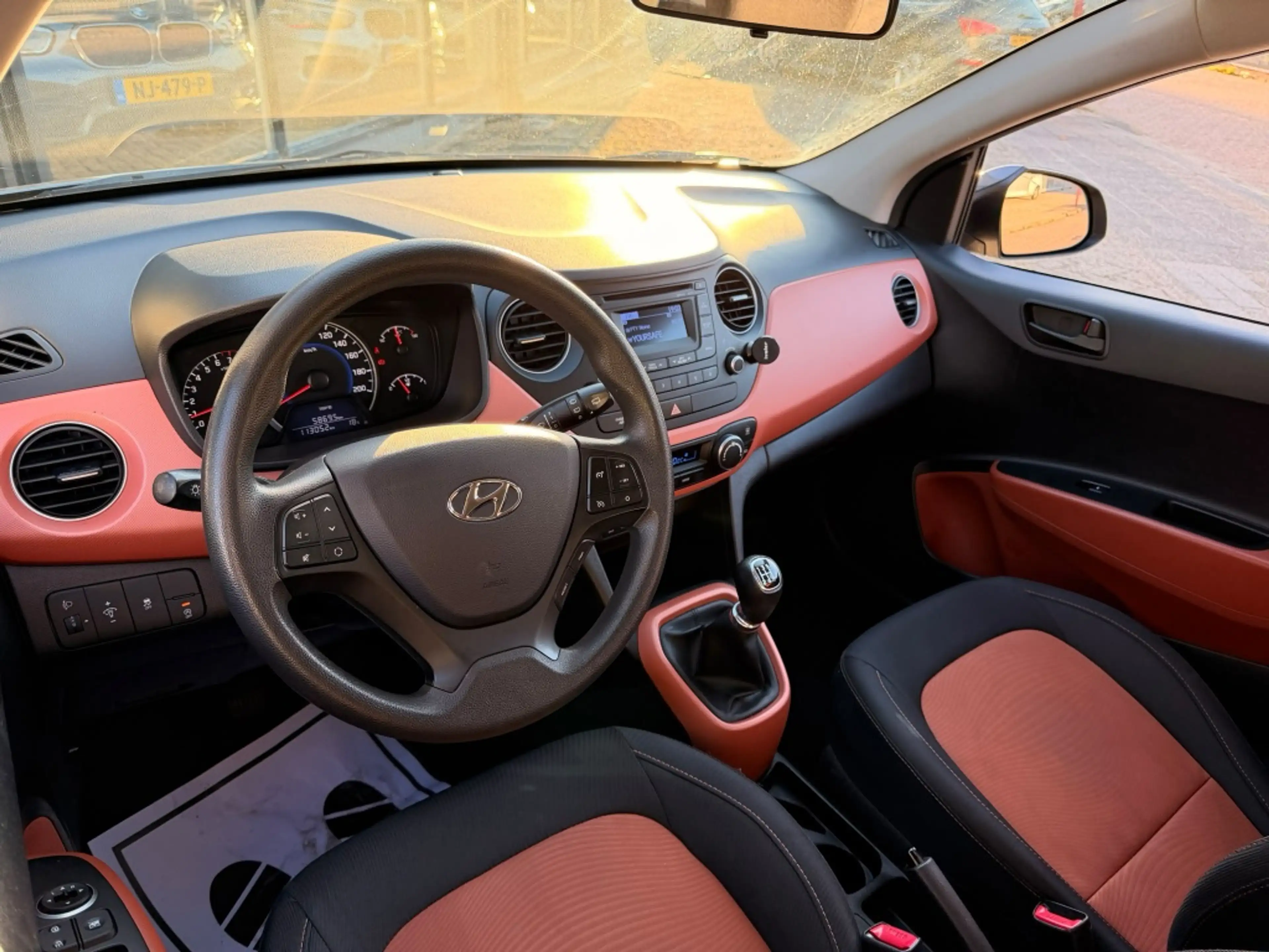 Hyundai i10 1.0i i-Motion Comf.+ | AIRCO | 5-DEURS | E-RAMEN | — photo 2