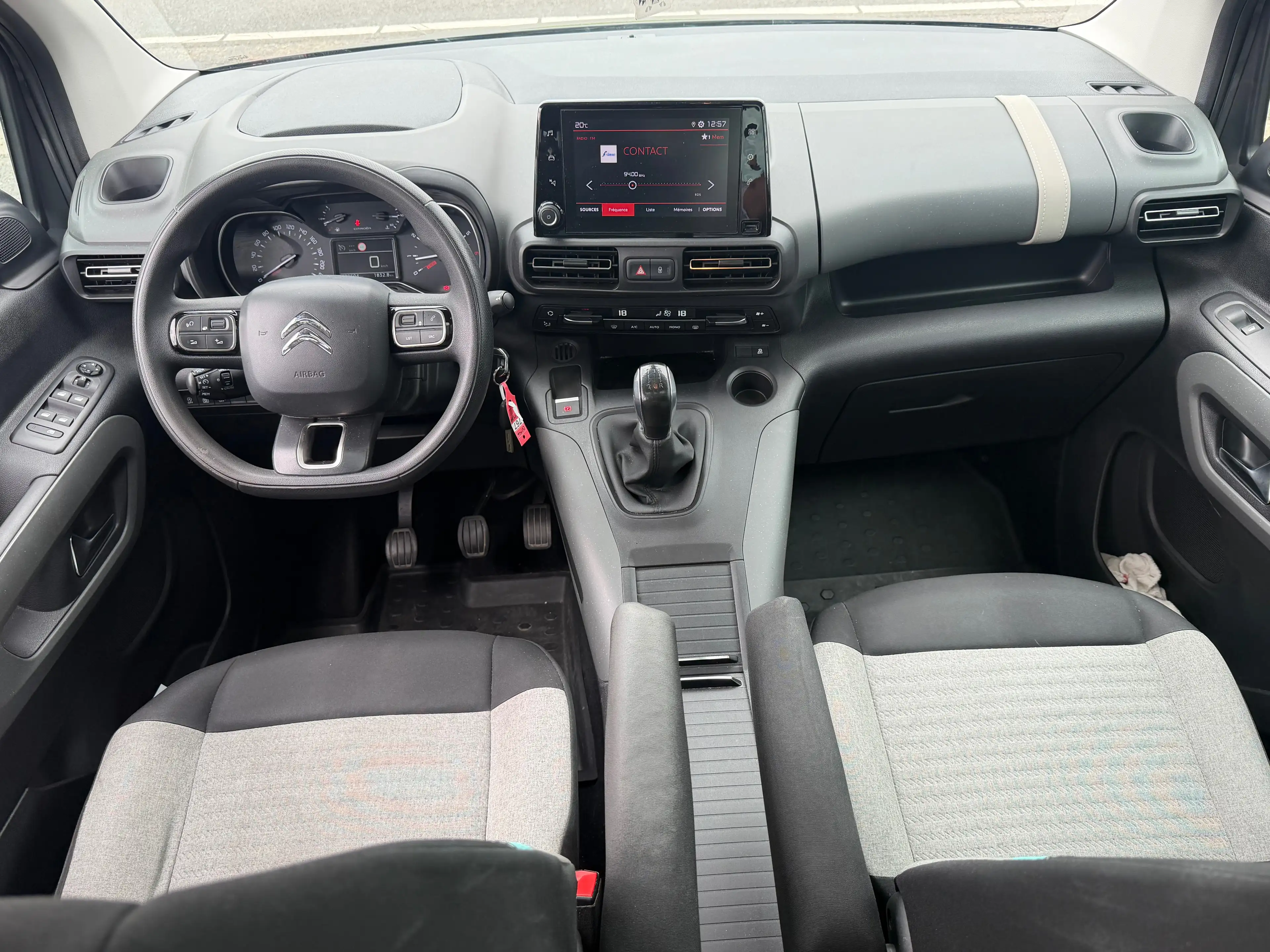 Citroen Berlingo Berlingo 1.5 BlueHDi !!! 90.000 KM !! PANORAMIQUE — photo 10