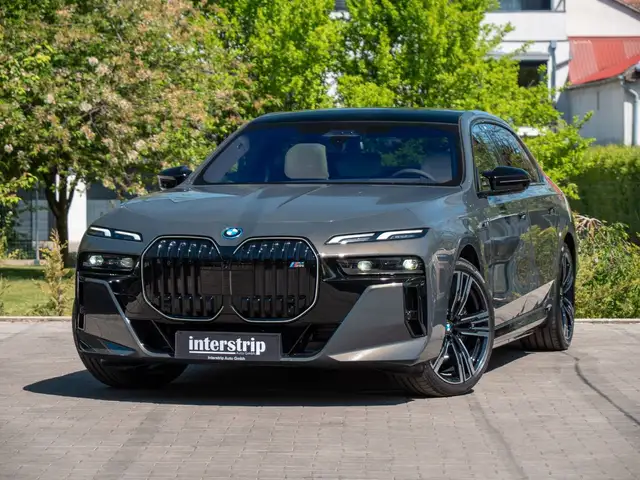 BMW 7 Series main image