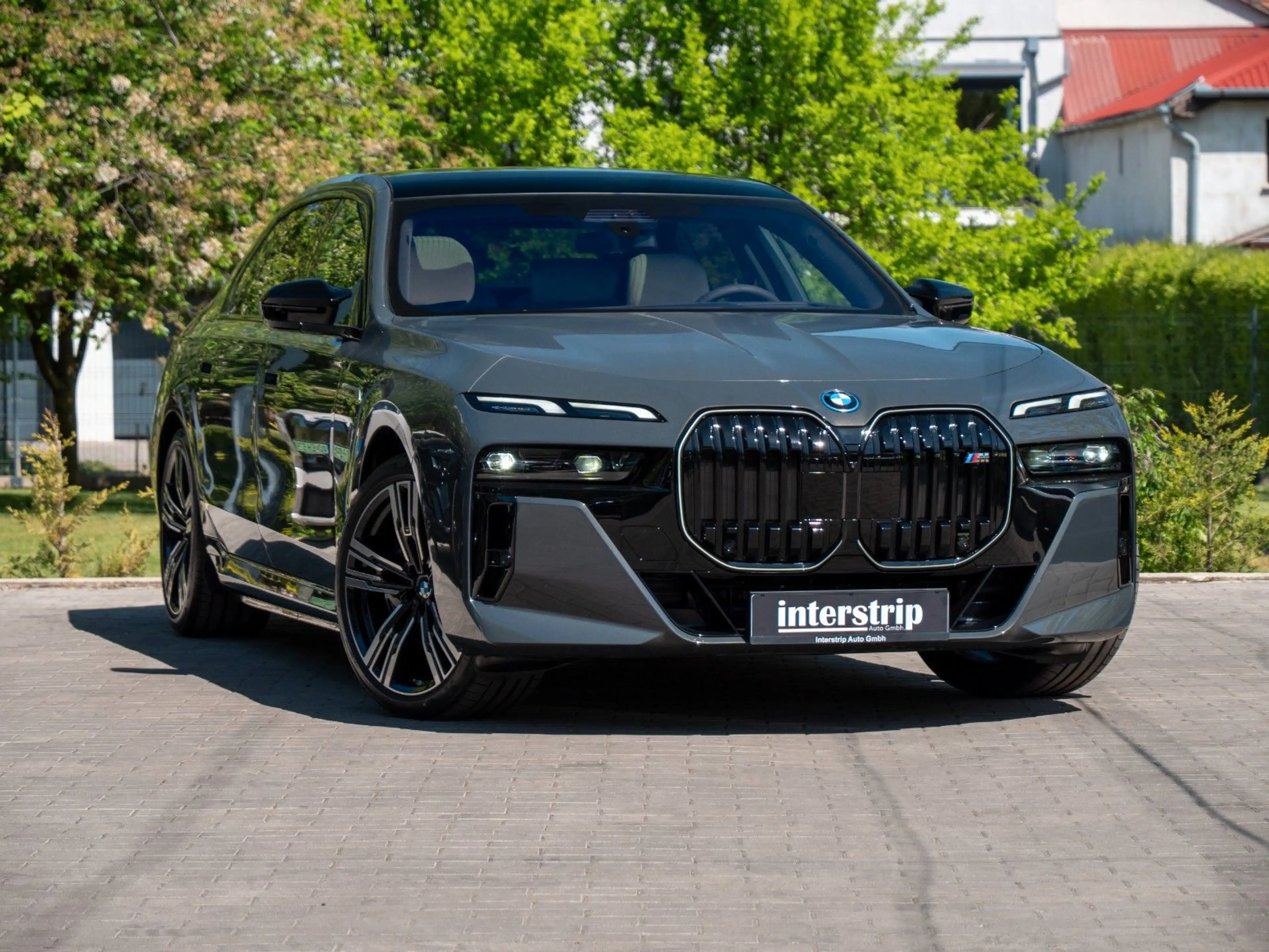 BMW 760 e .TOPZUSTAND.INDIVID.EXECUT.B&W.SKY.5/100 — photo 3