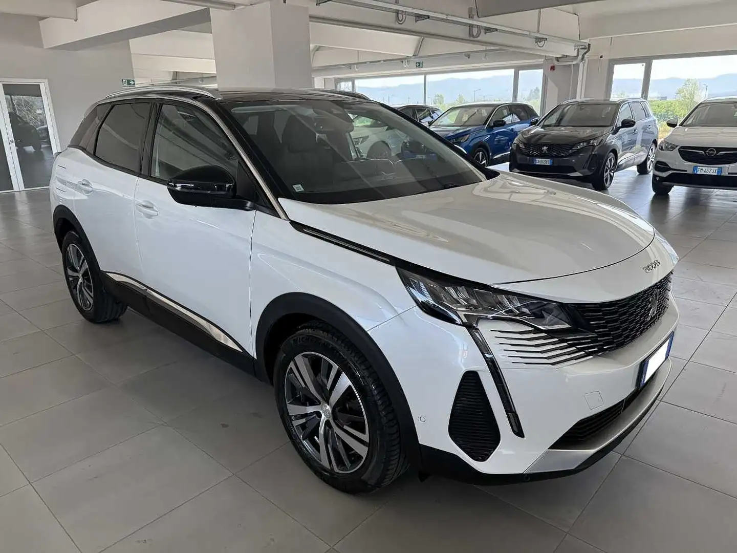 Peugeot 3008 1.5 BlueHDi 130 CV Allure Pack Bianco - 1