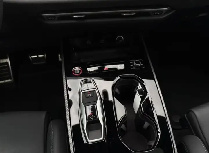 Audi A5 2025, foto 10
