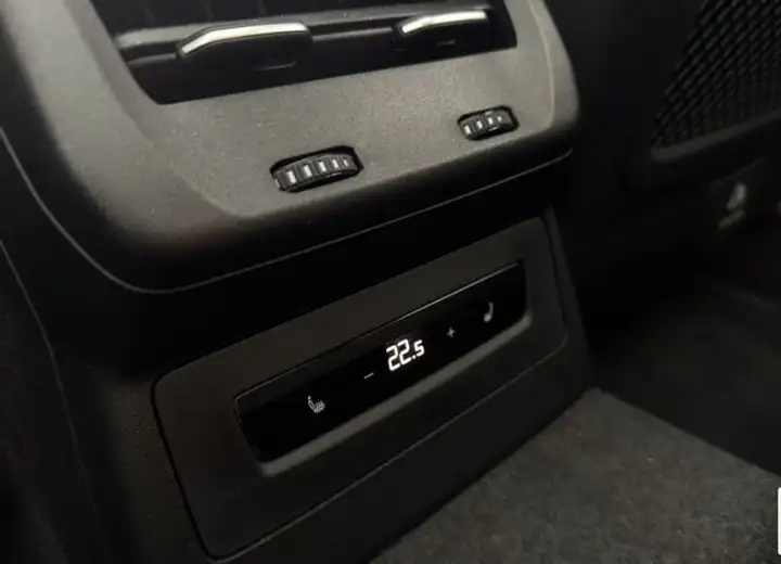 Audi A5 2025, foto 20