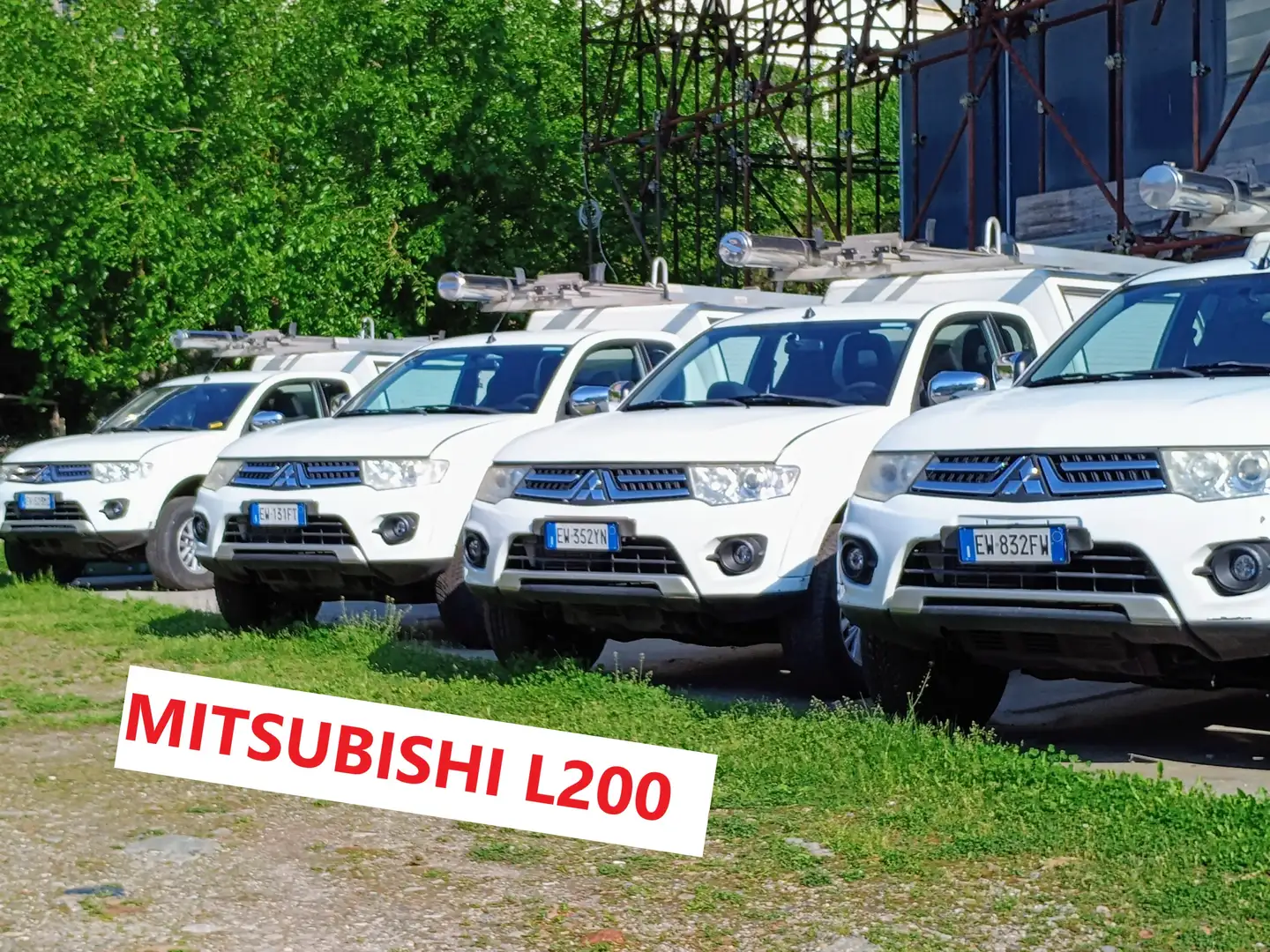 Mitsubishi L200 2.5 DS 180 CV 4X4 ALLESTITO Bianco - 1