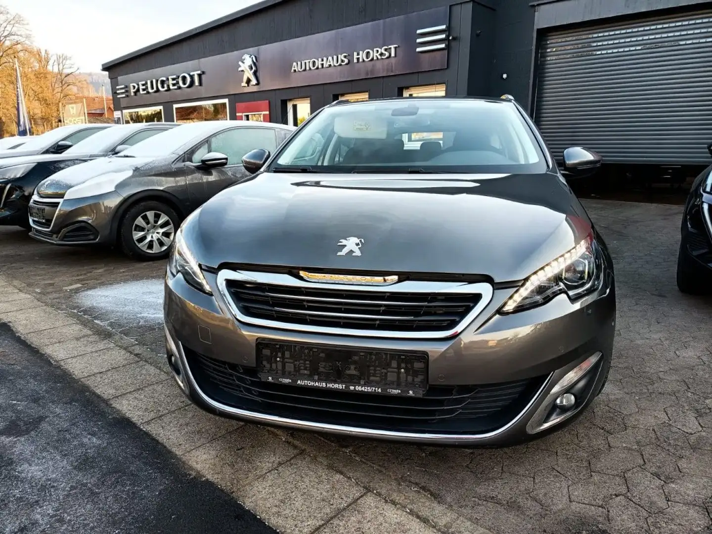 Peugeot 308 SW Allure EAT6 Keyless LED Navi Kamera ACC Grau - 2