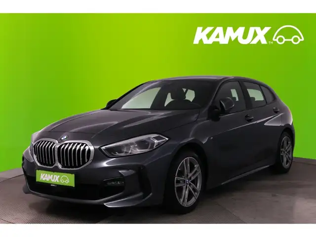BMW 1 Series view 9