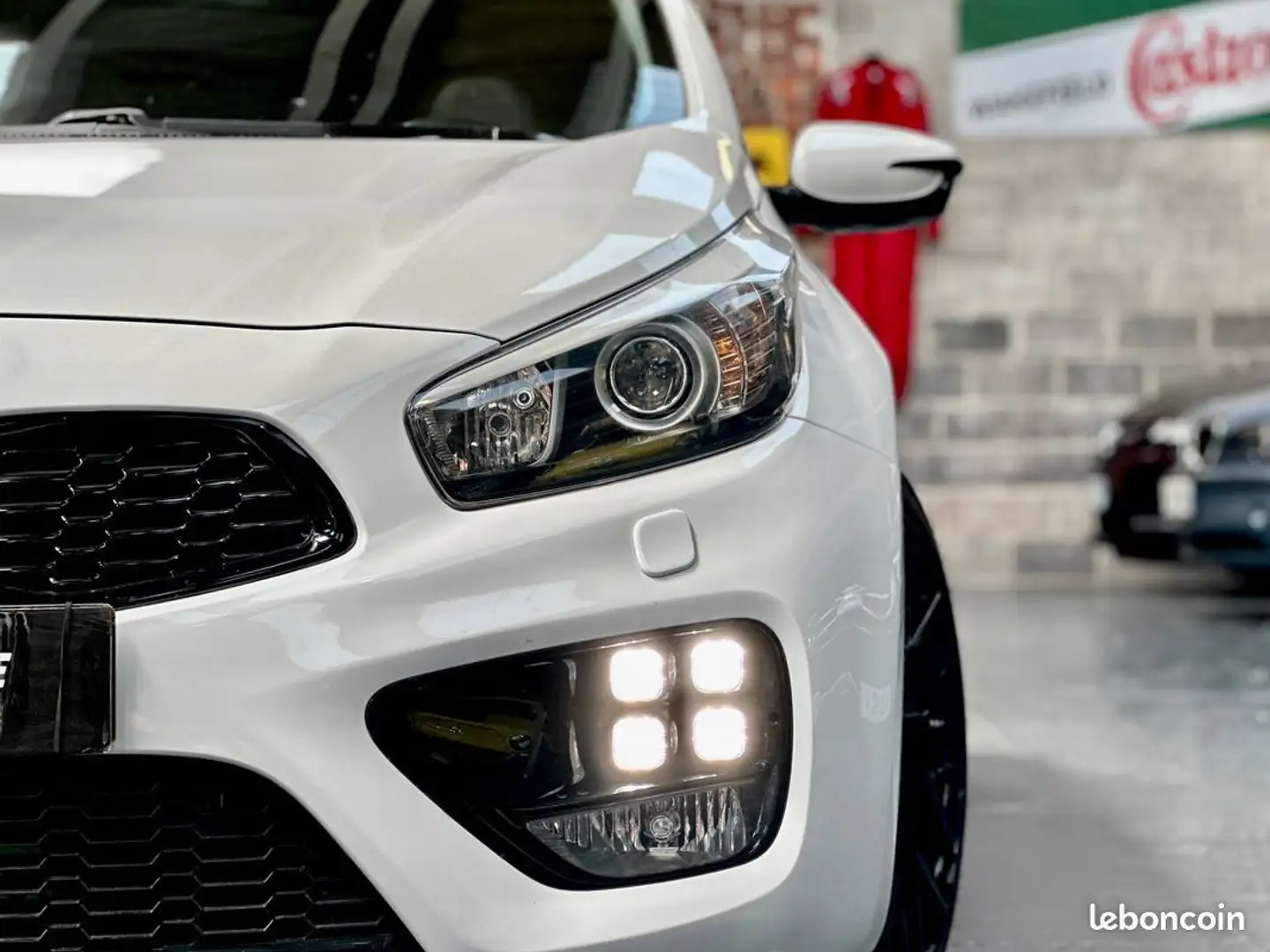Kia ProCeed / pro_cee'd Procee’d GT 1.6L TGDI 204 ch Toit ouvrant, GPS, Bl Blanc - 2