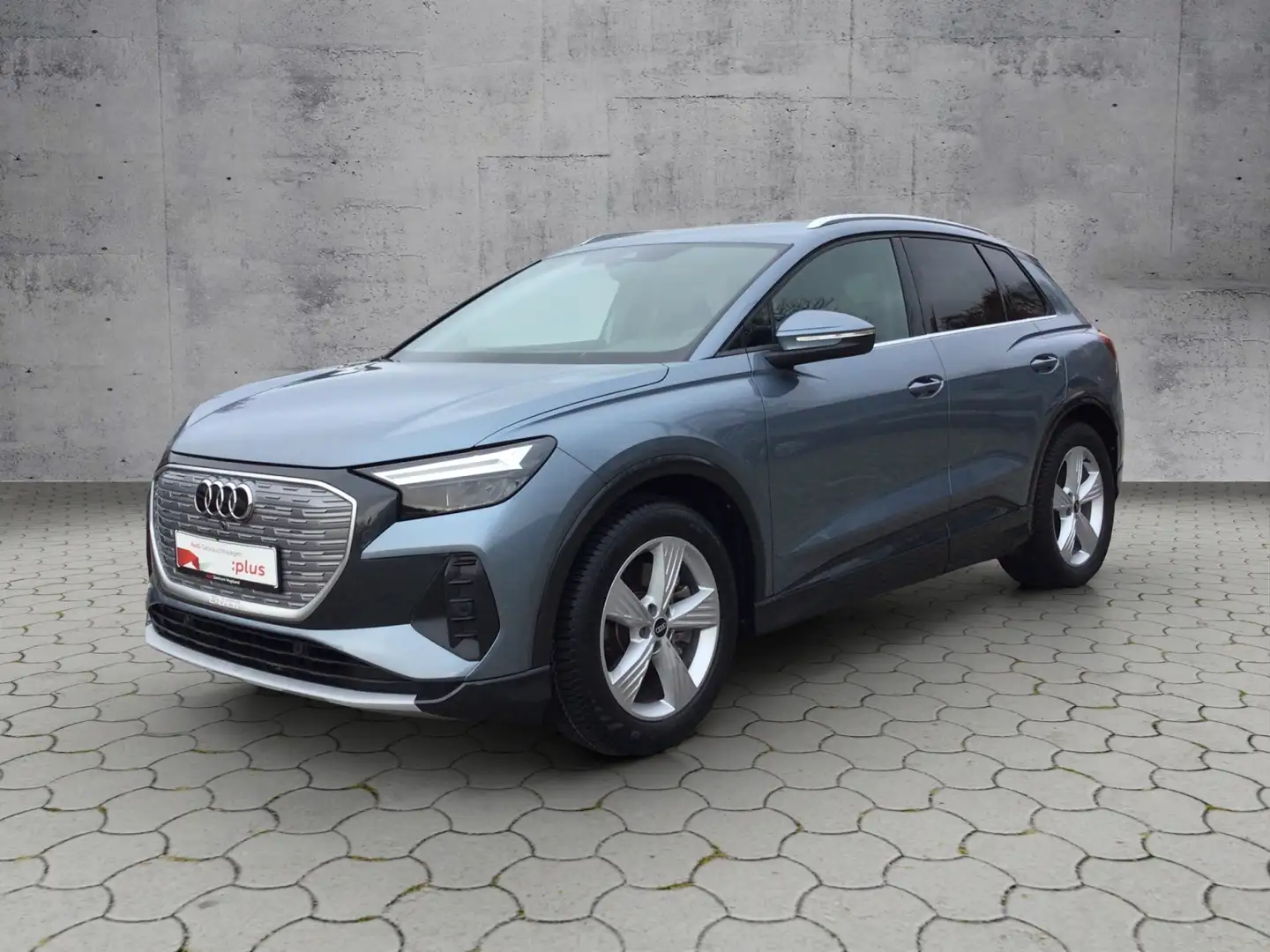 Audi Q4 e-tron 50 quattro STH/NAV/ACC KLIMA LED LEDER Blau - 1