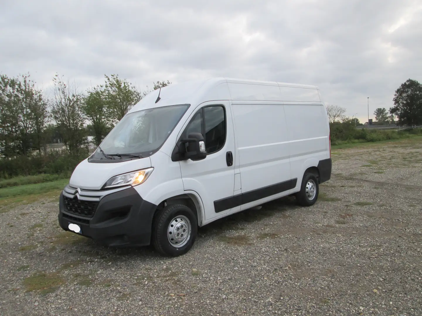 Citroen Jumper 2.2 BLUEHDI 140 CV. L2H2 Bianco - 2