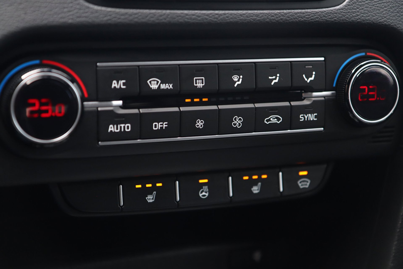 Kia ProCeed / pro_cee'd 1.6 T-GDI GT / PANODAK / KEYLESS / MEMORY / JBL / — photo 16