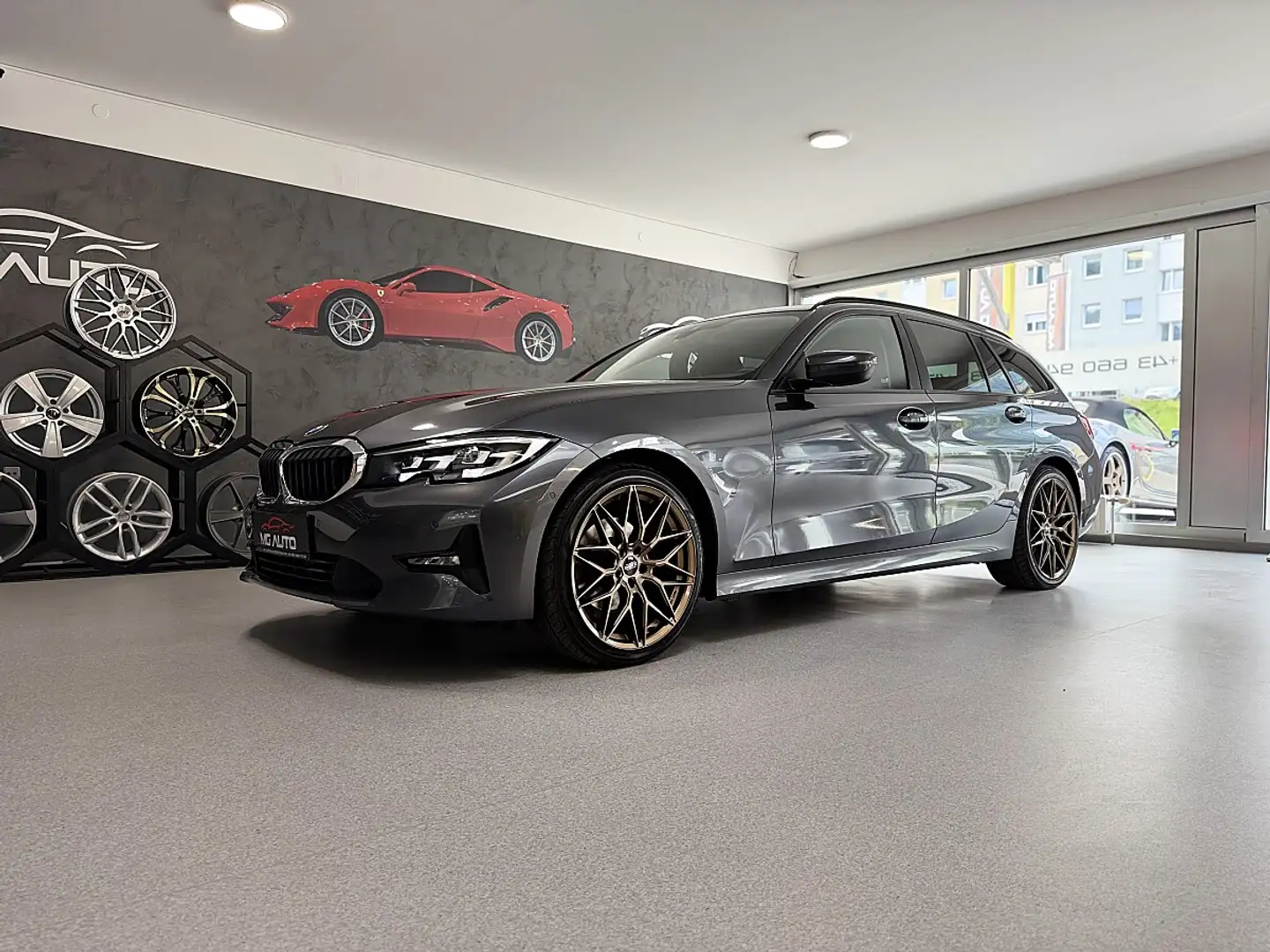 BMW 320 d xDrive Touring Aut. *RFK*SHZ*TOP PREIS Grau - 1