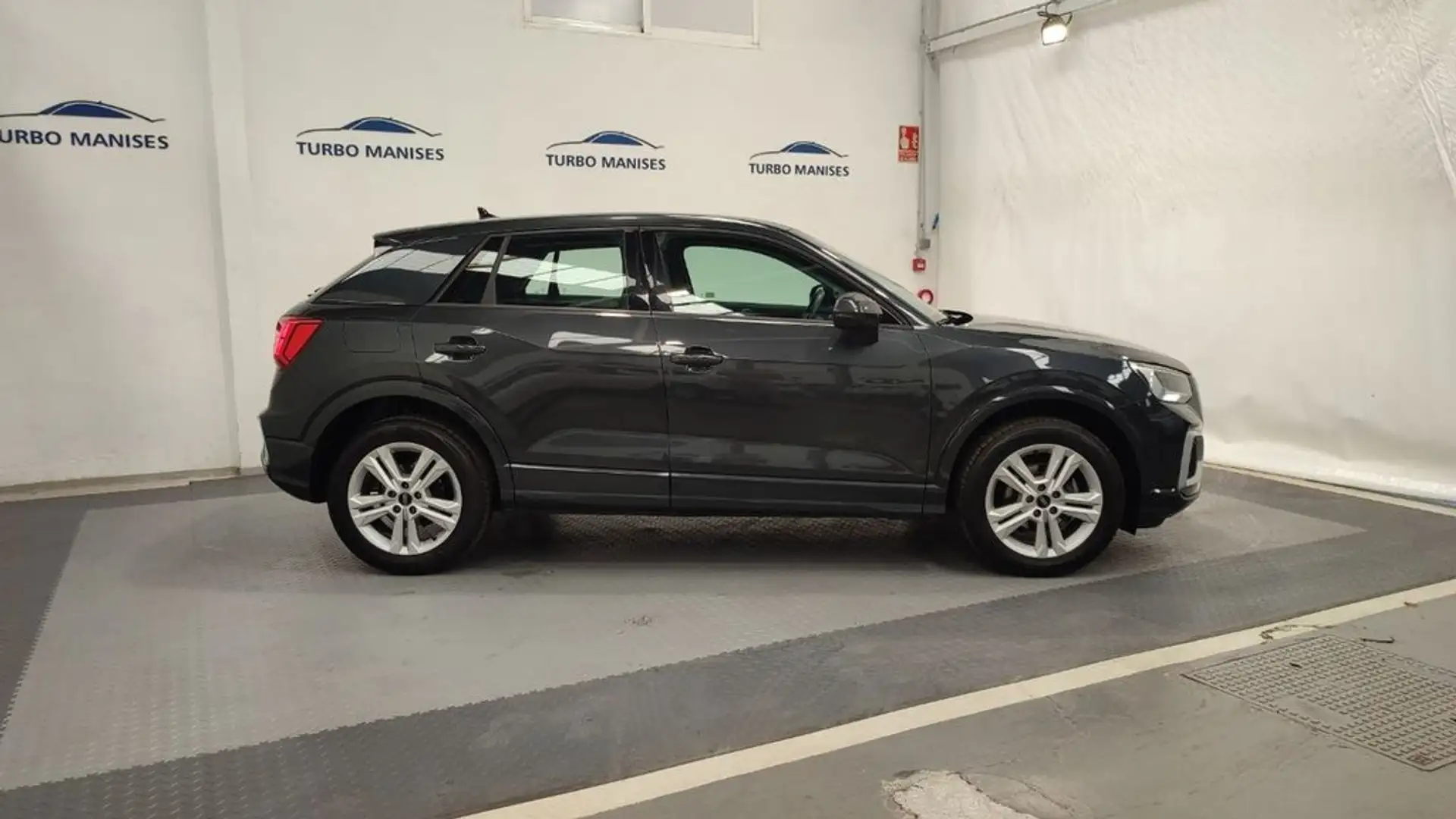 Audi Q2 Advanced 35 TFSI 110kW (150CV) S tronic Jaune - 2