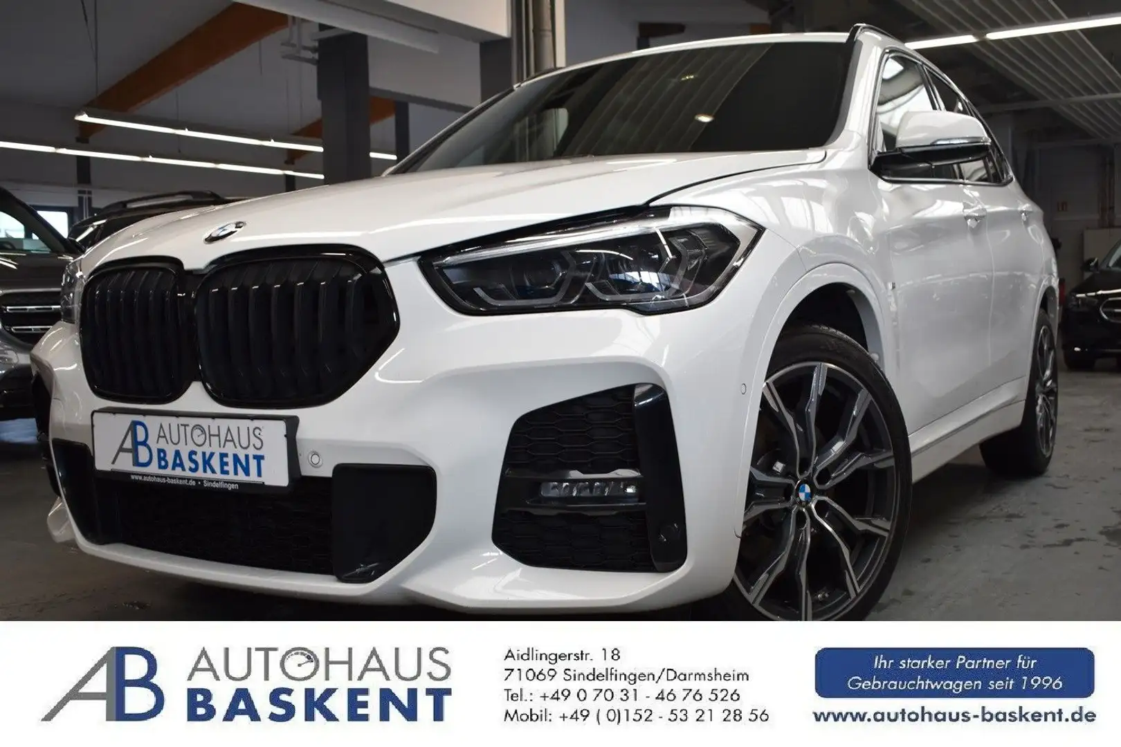 BMW X1 sDrive 20 d M SPORTAHK*LED*PANORAMA*SHZ Blanco - 1