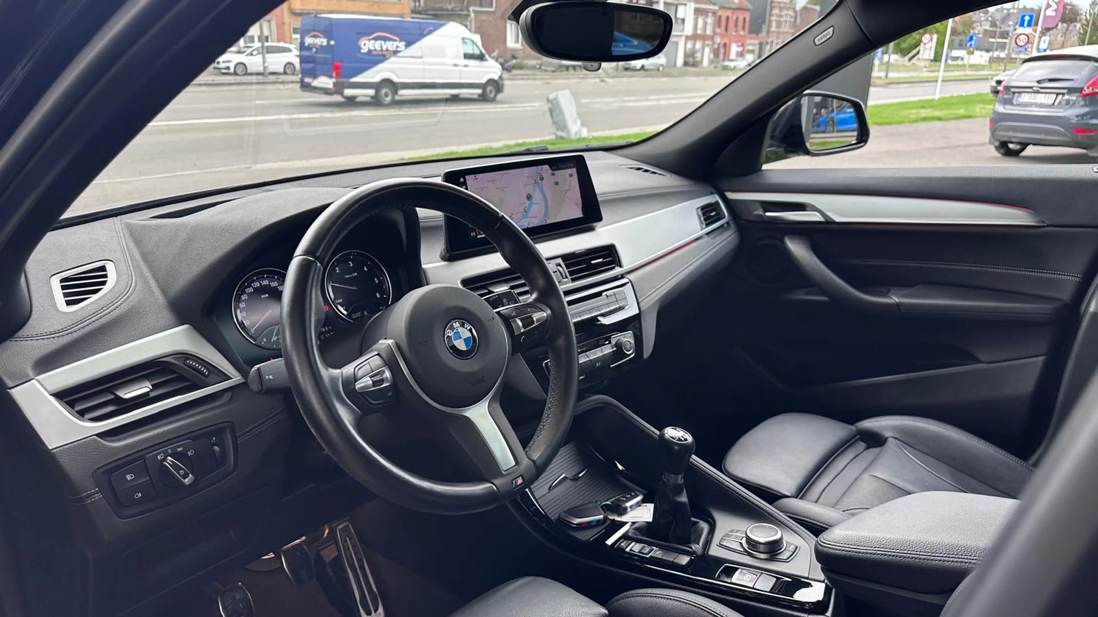 BMW X2 * SDRIVE16D* TVAC* PACK M* CAMERA* TOIT PANO* GARANTIE 12 MOIS* — photo 13