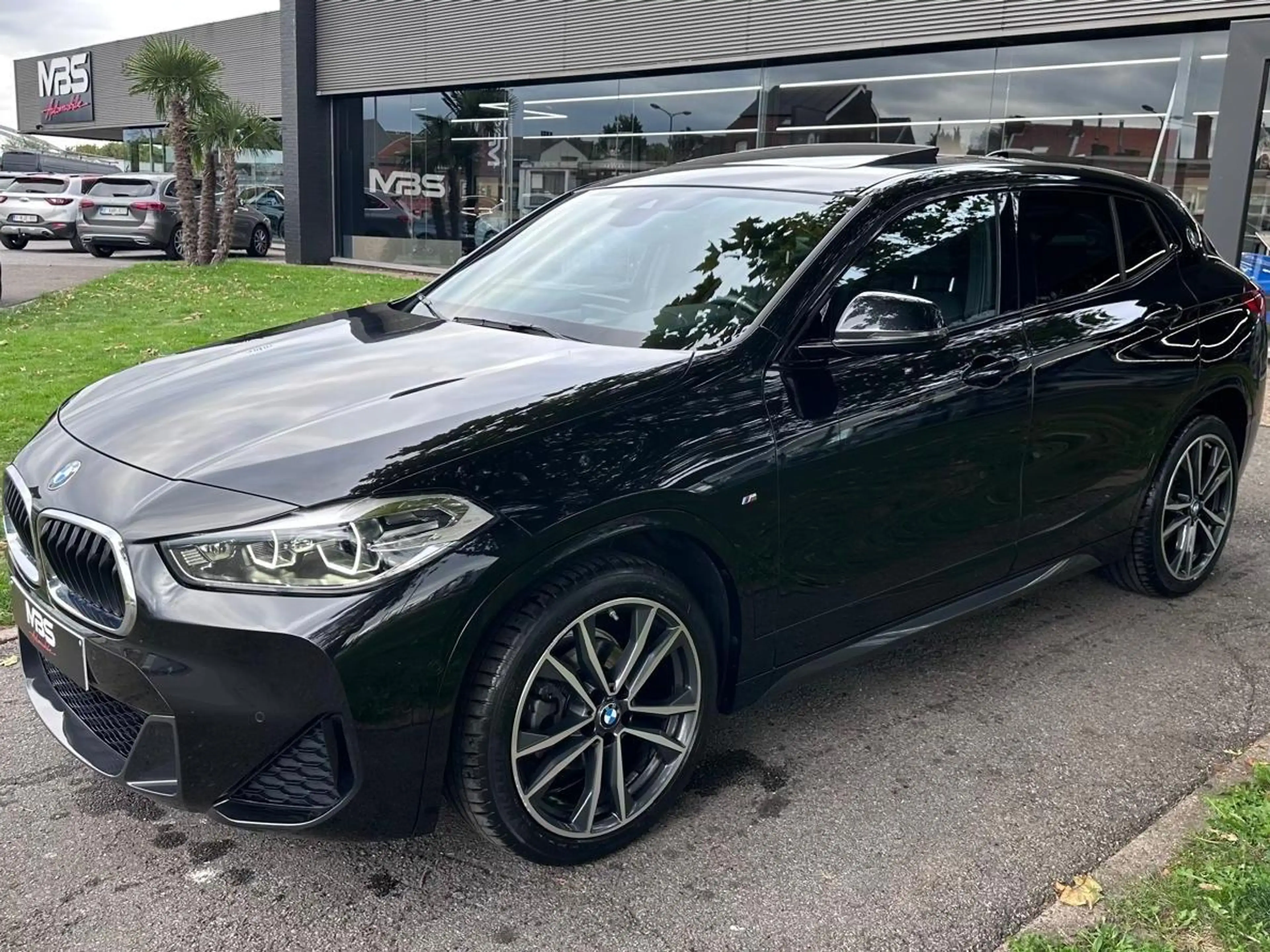 BMW X2 * SDRIVE16D* TVAC* PACK M* CAMERA* TOIT PANO* GARANTIE 12 MOIS* — photo 2