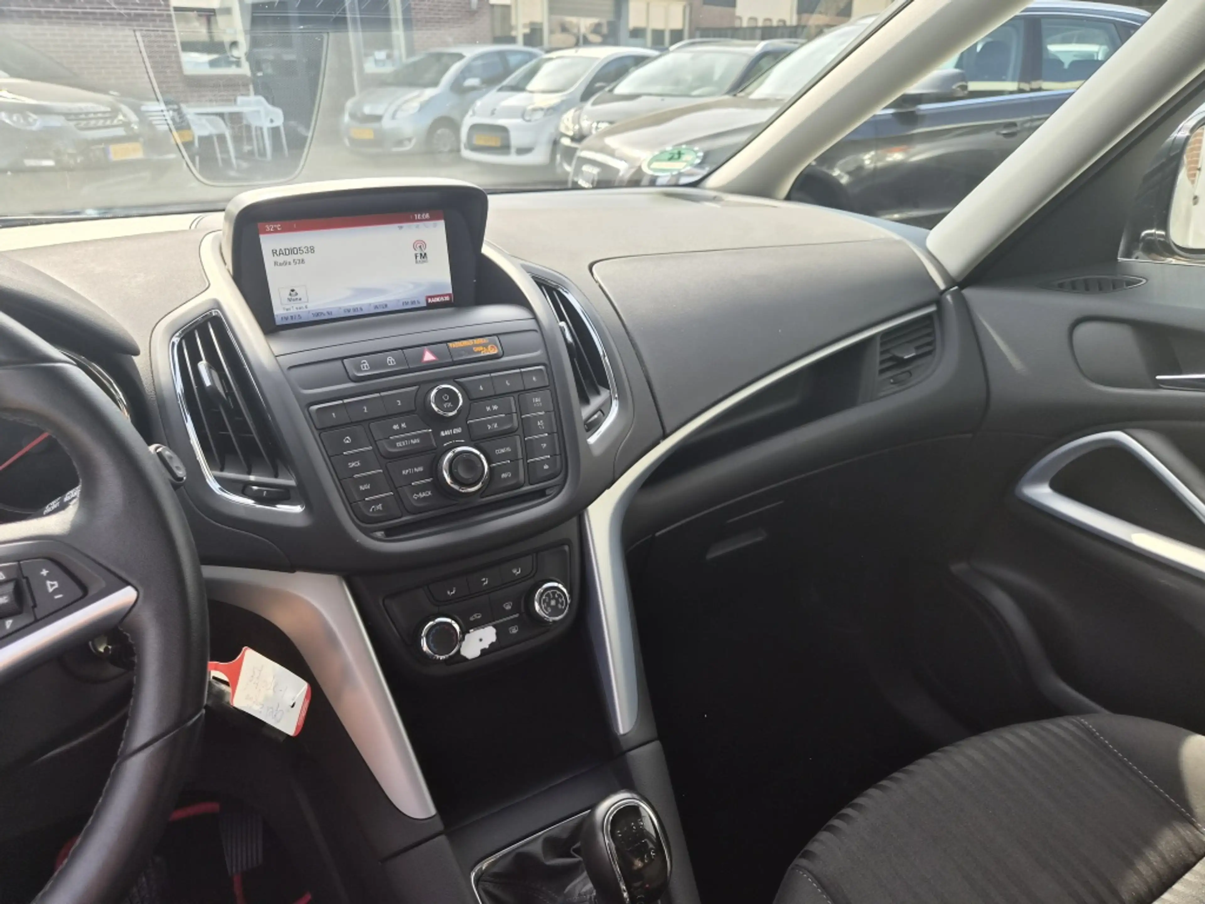Opel Zafira Tourer 1.4 Business+ — photo 4