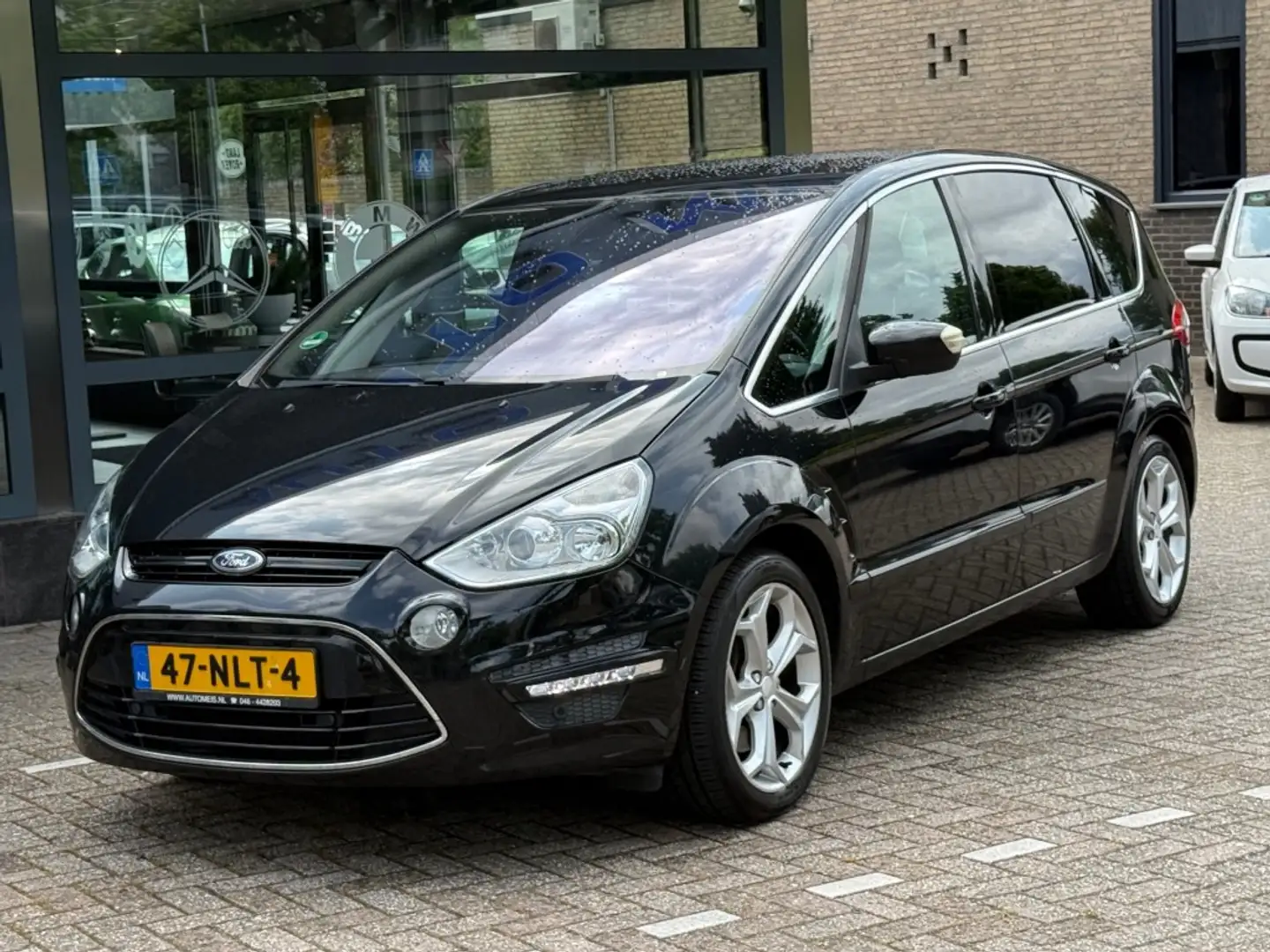 Ford S-Max 2.0 EcoBoost Titanium 7P. Automaat Leder Panoramad Nero - 2