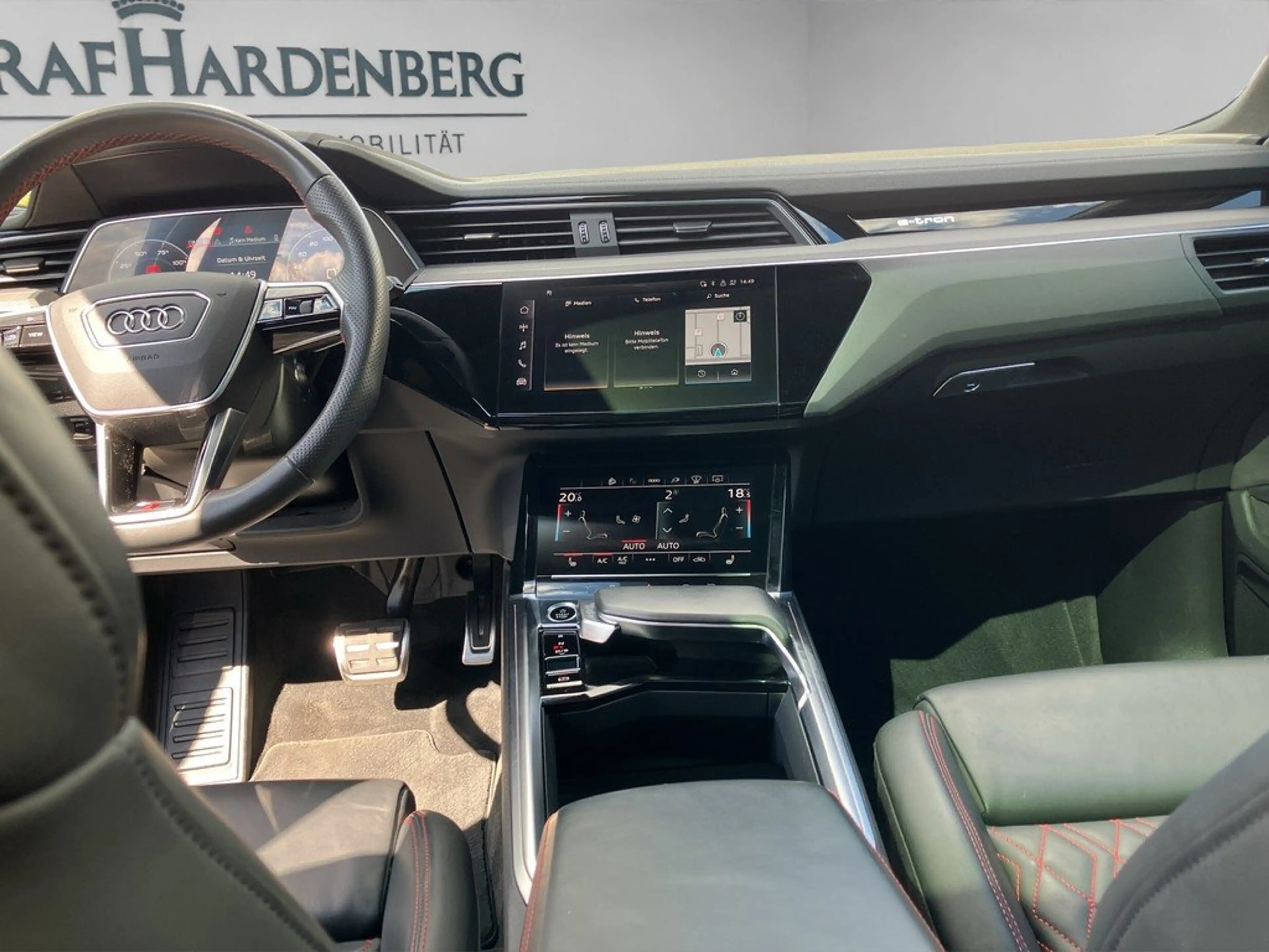 Audi Q8 e-tron 55 qu. S line Matrix B&O 360° ACC AHK — photo 14