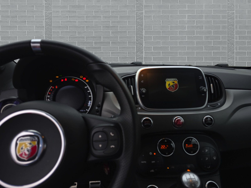 Abarth 595 Pista App Connect+PDC+Zahnriemen neu — photo 12