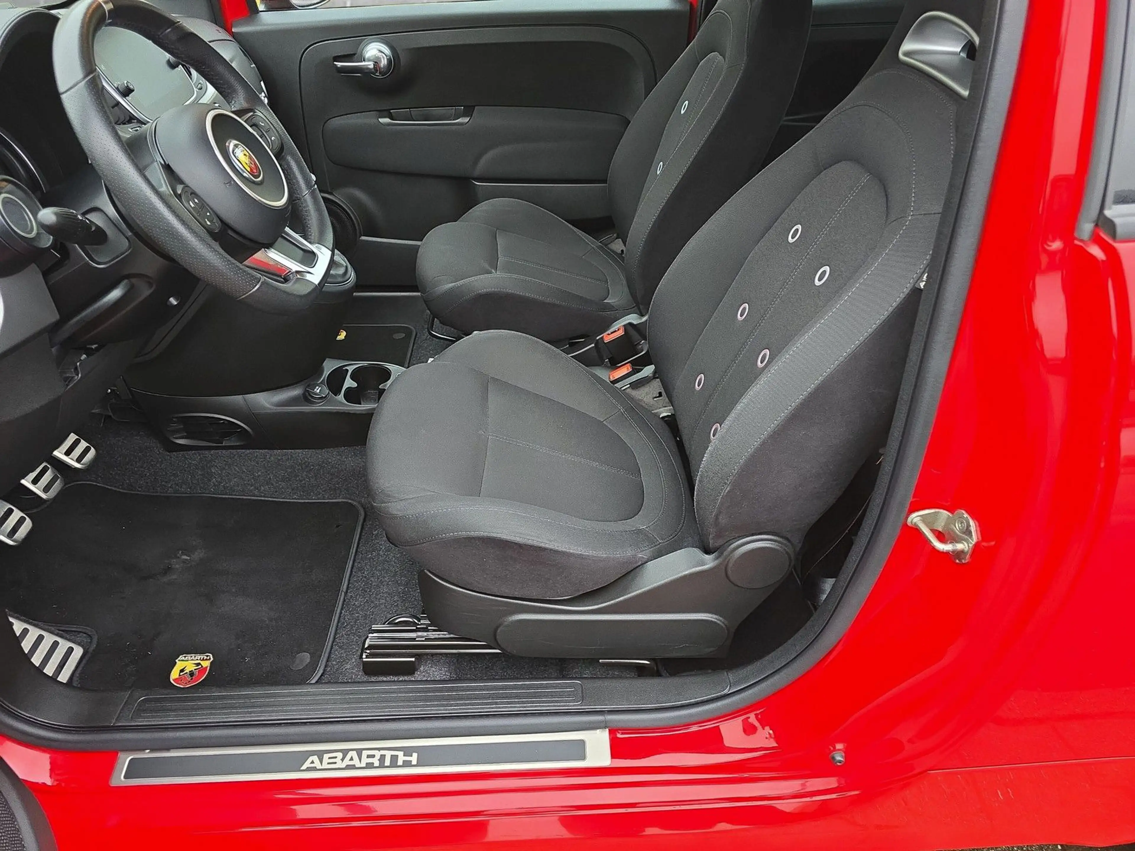 Abarth 595 Pista App Connect+PDC+Zahnriemen neu — photo 11