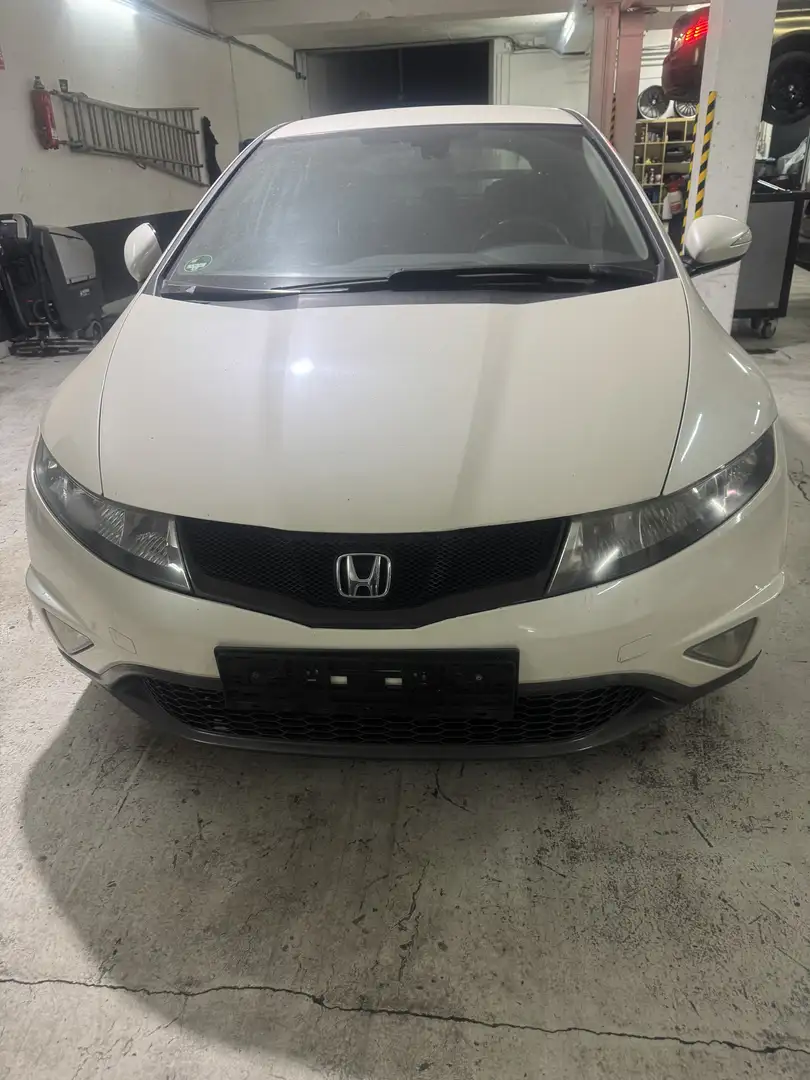 Honda Civic 1.8 Sport Weiß - 1