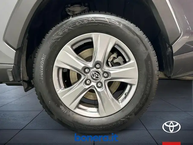 Toyota Rav4 view 12